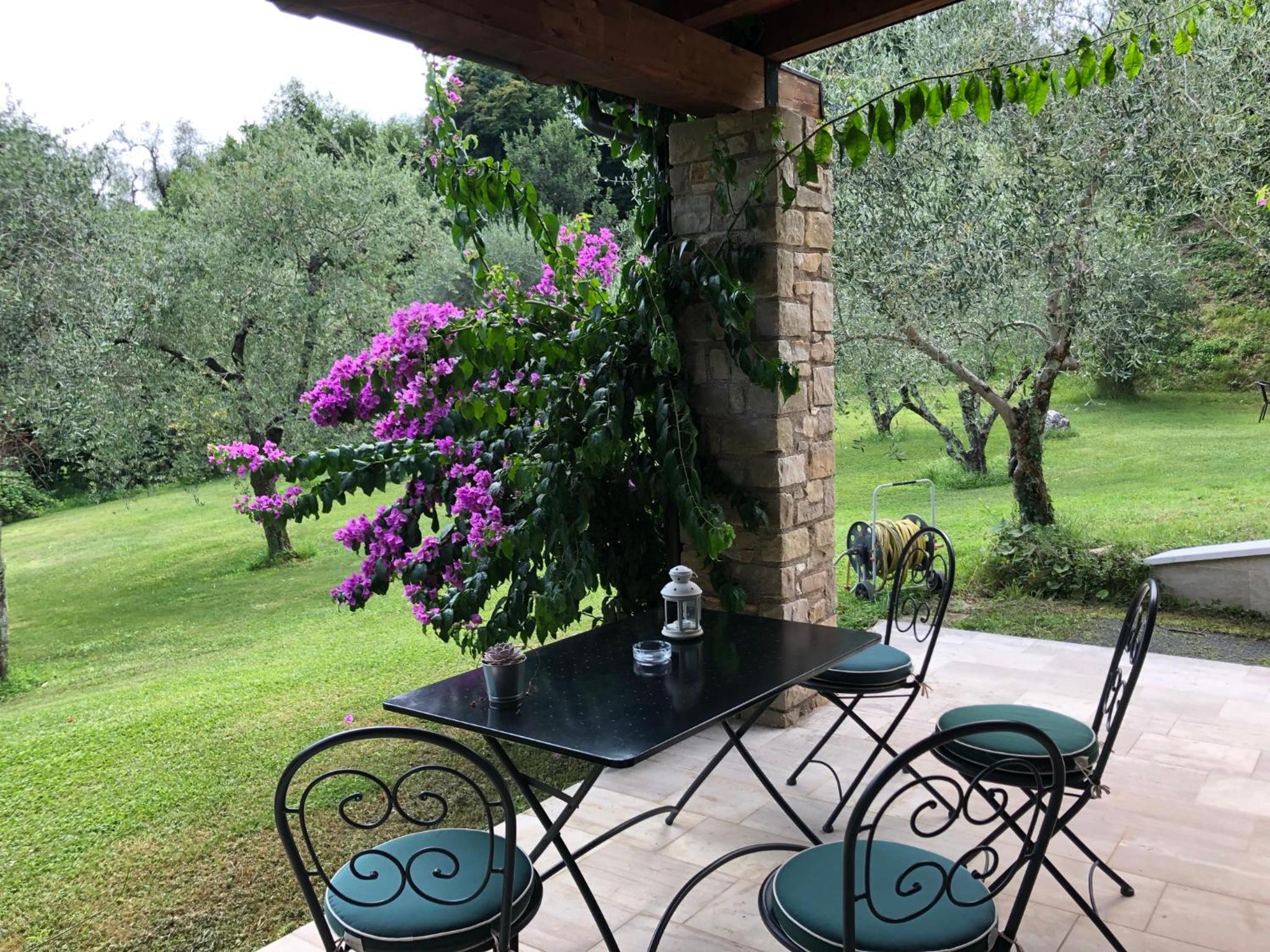 Family Room with Garden View photo 3
