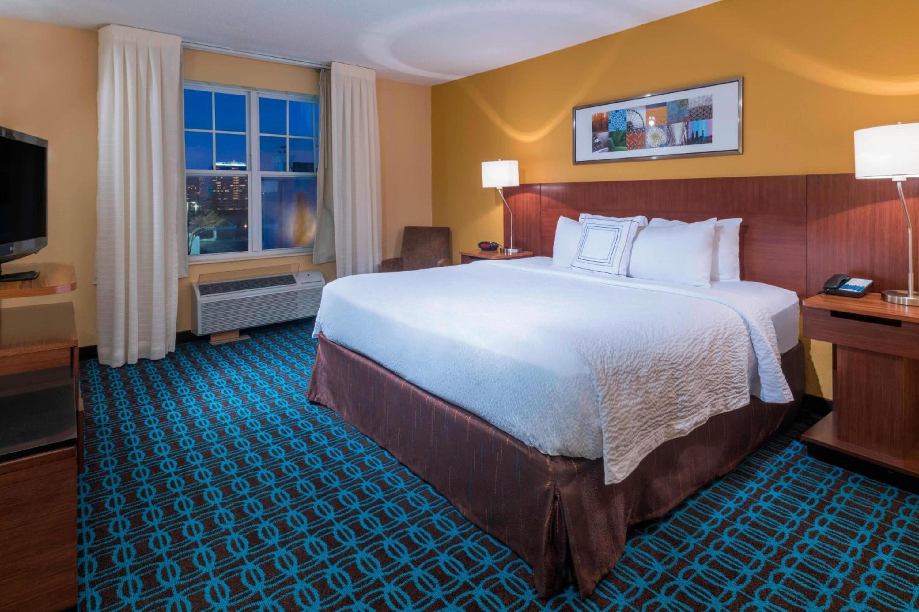 King Room with Spa Bath