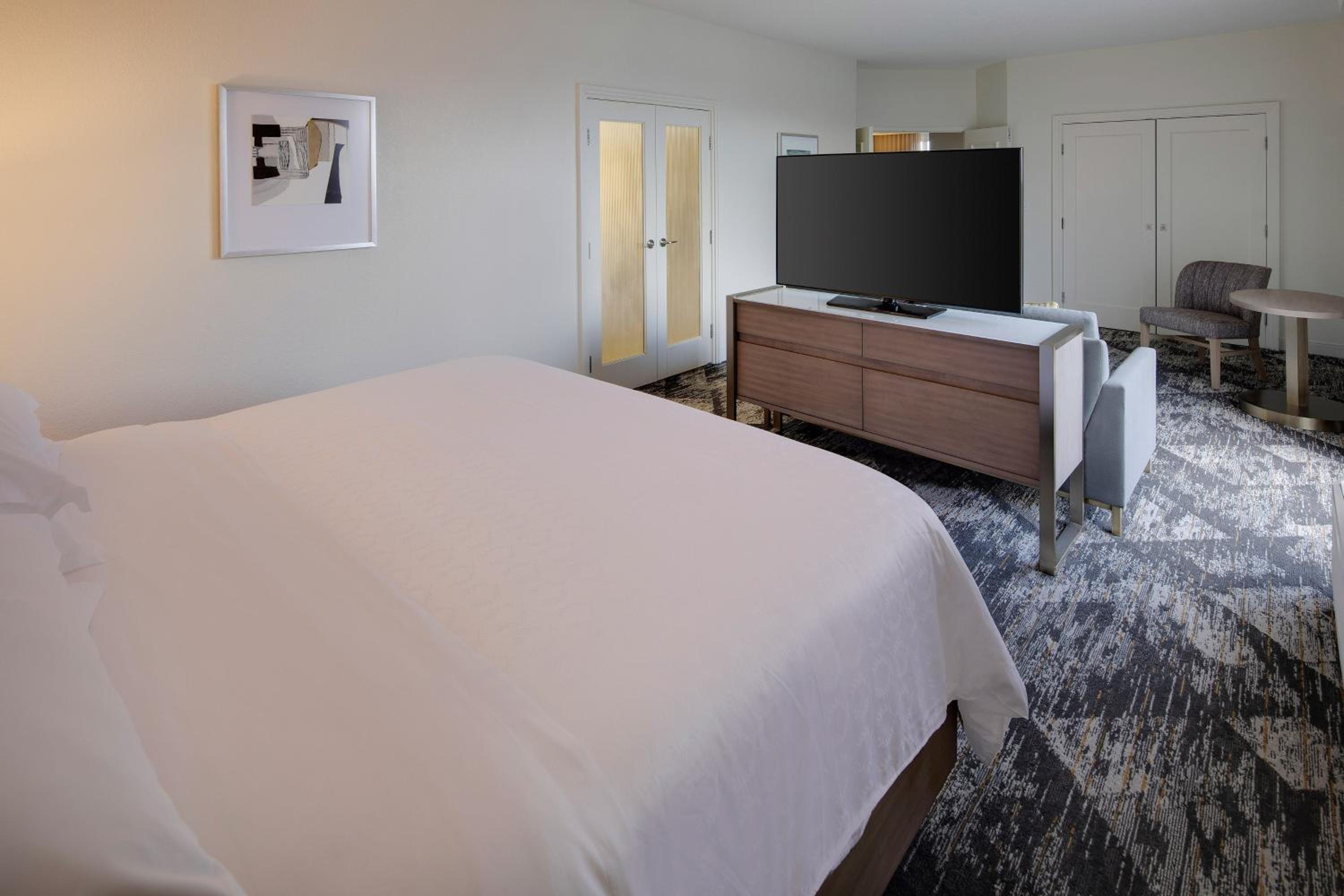 2 Bedroom Suite
