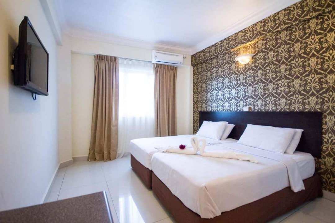 Deluxe King Room photo 1
