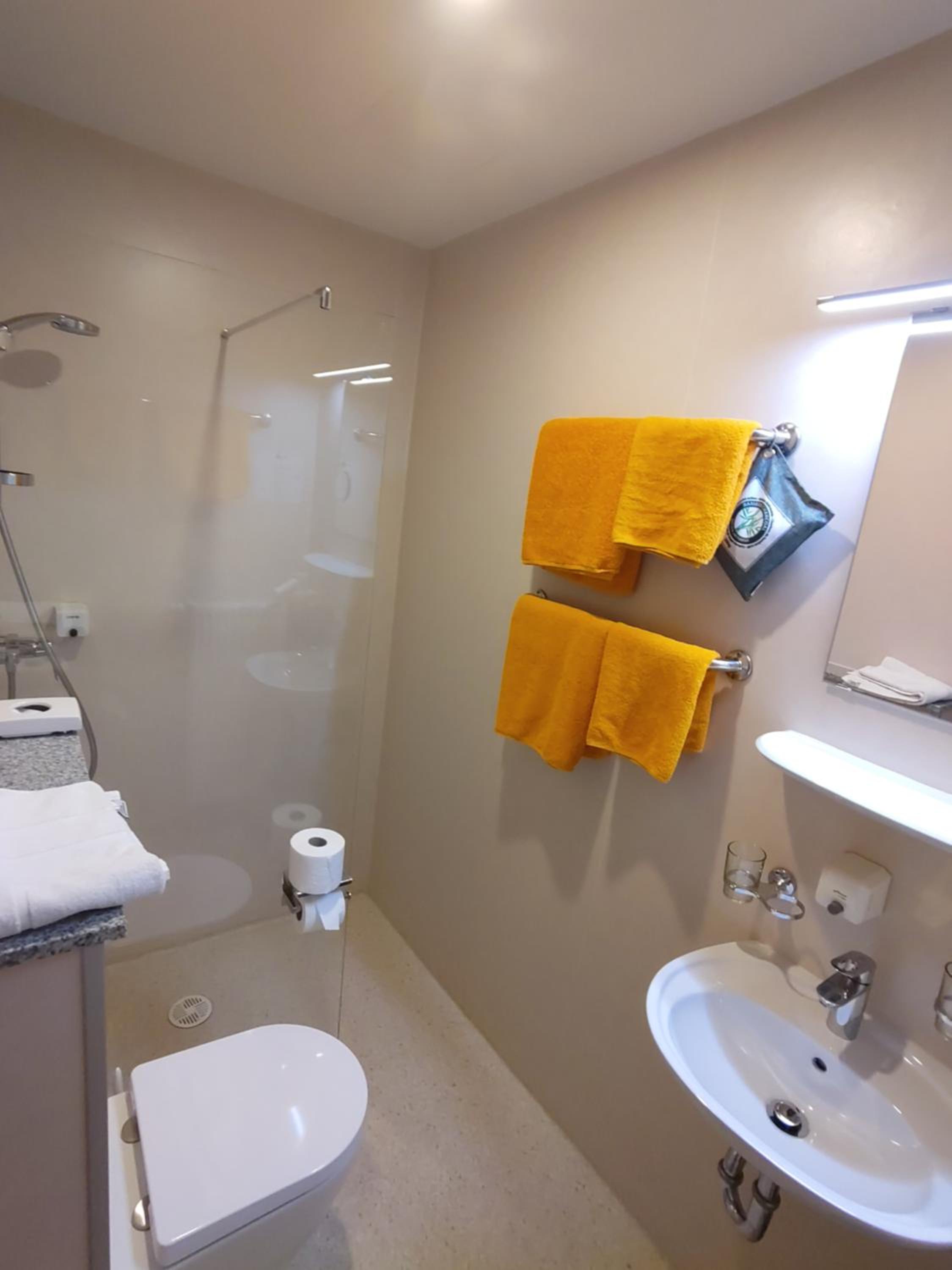 Standard Triple Room photo 2