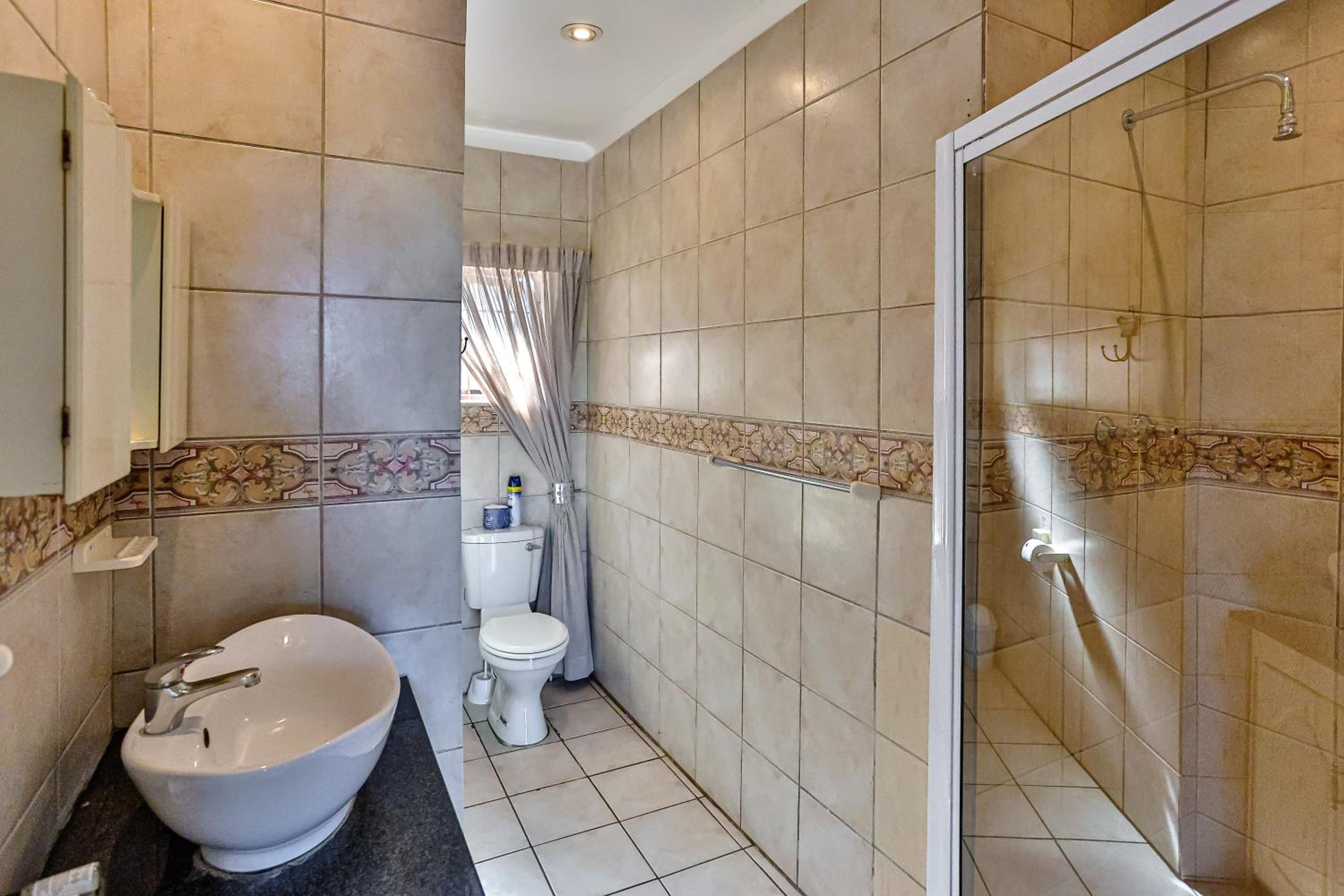 Double Room with Sea View photo 2