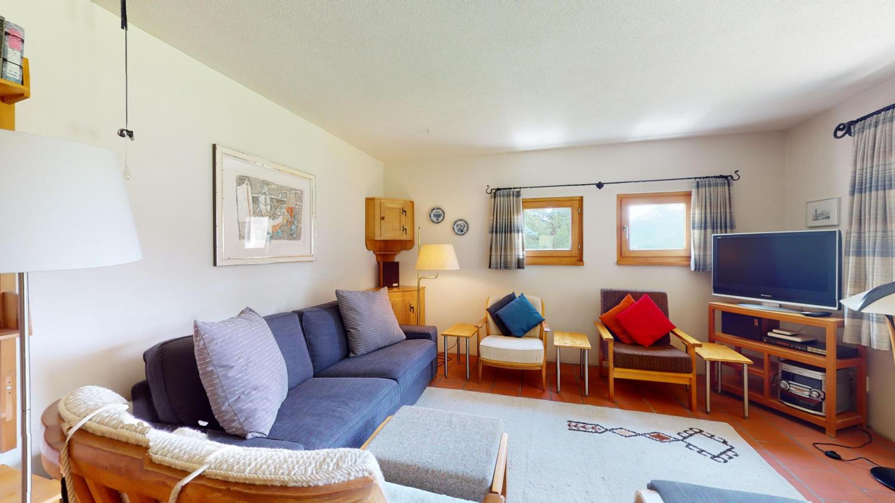 Apartment with Mountain View photo 1