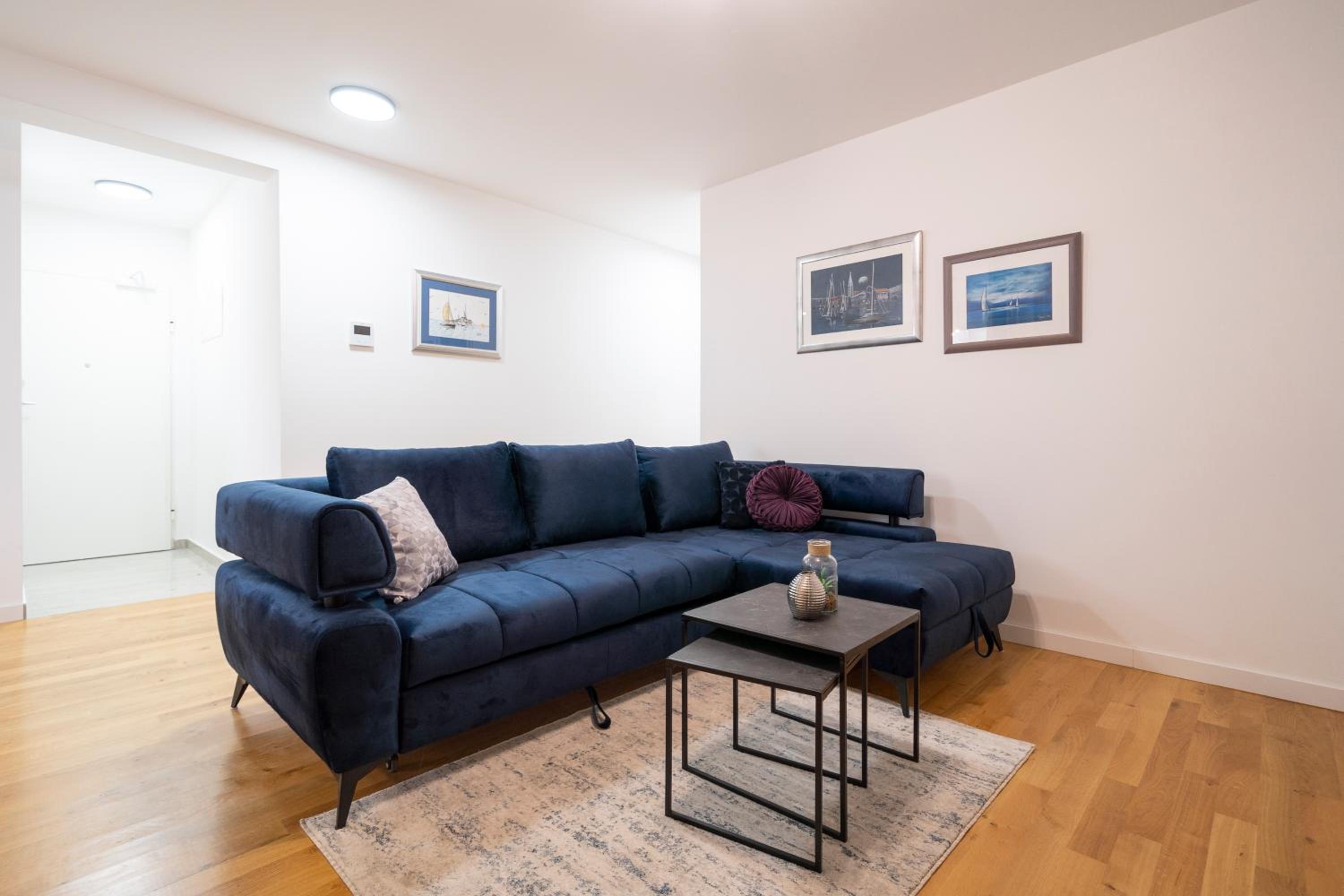 Two-Bedroom Apartment with Balcony and City View - First Floor photo 3