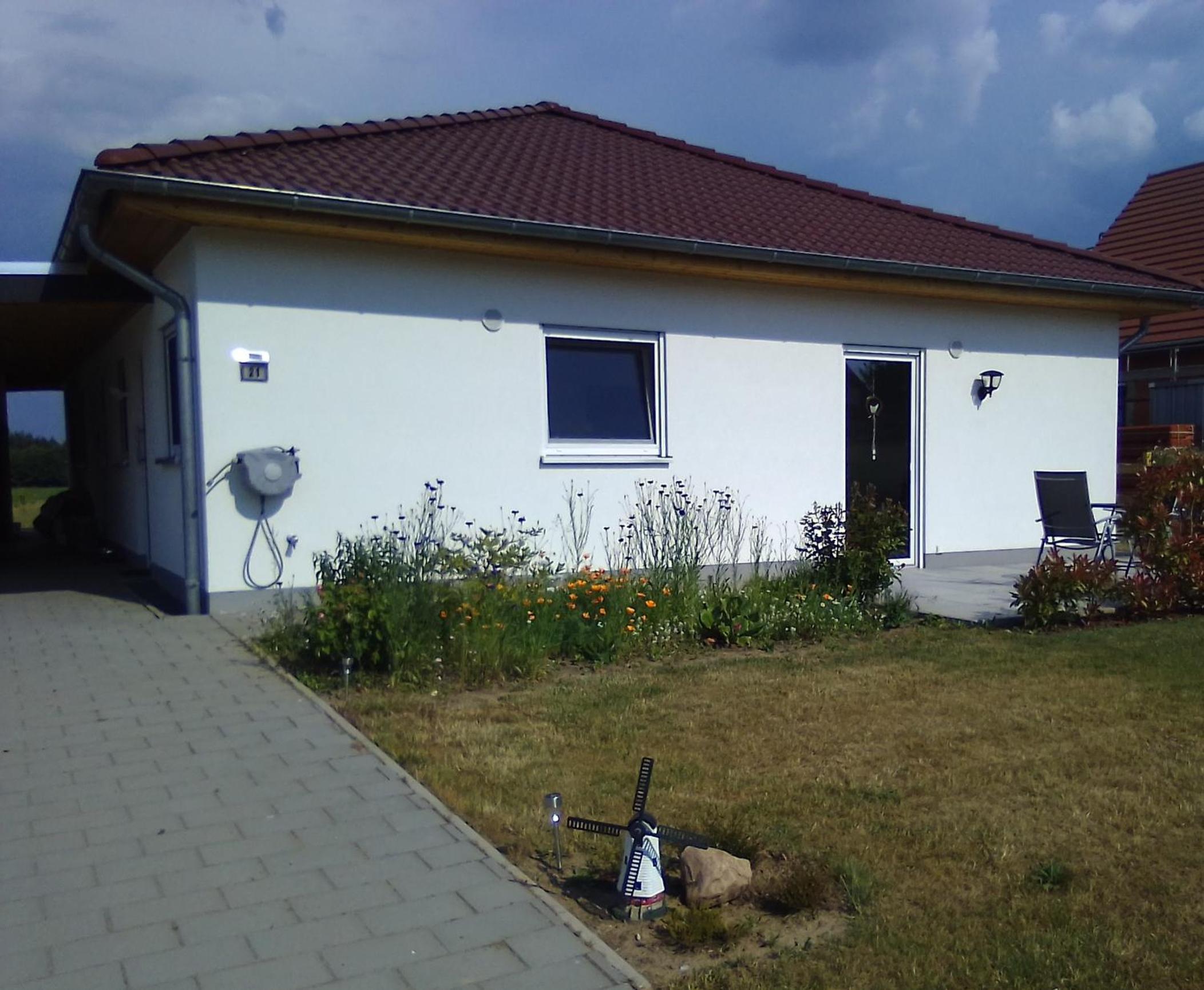 Apartment with Terrace - Photo 2