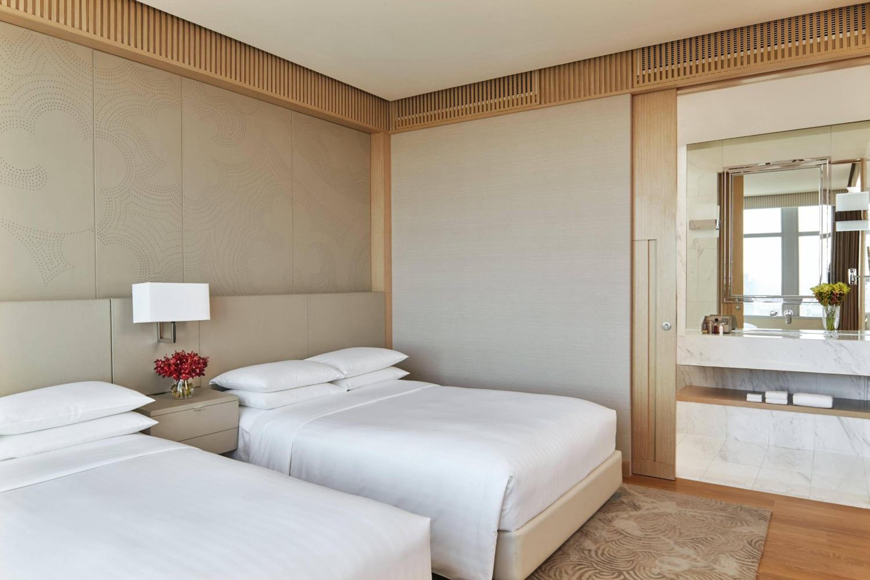 Two-Bedroom Suite - High Floor/Executive Lounge Access