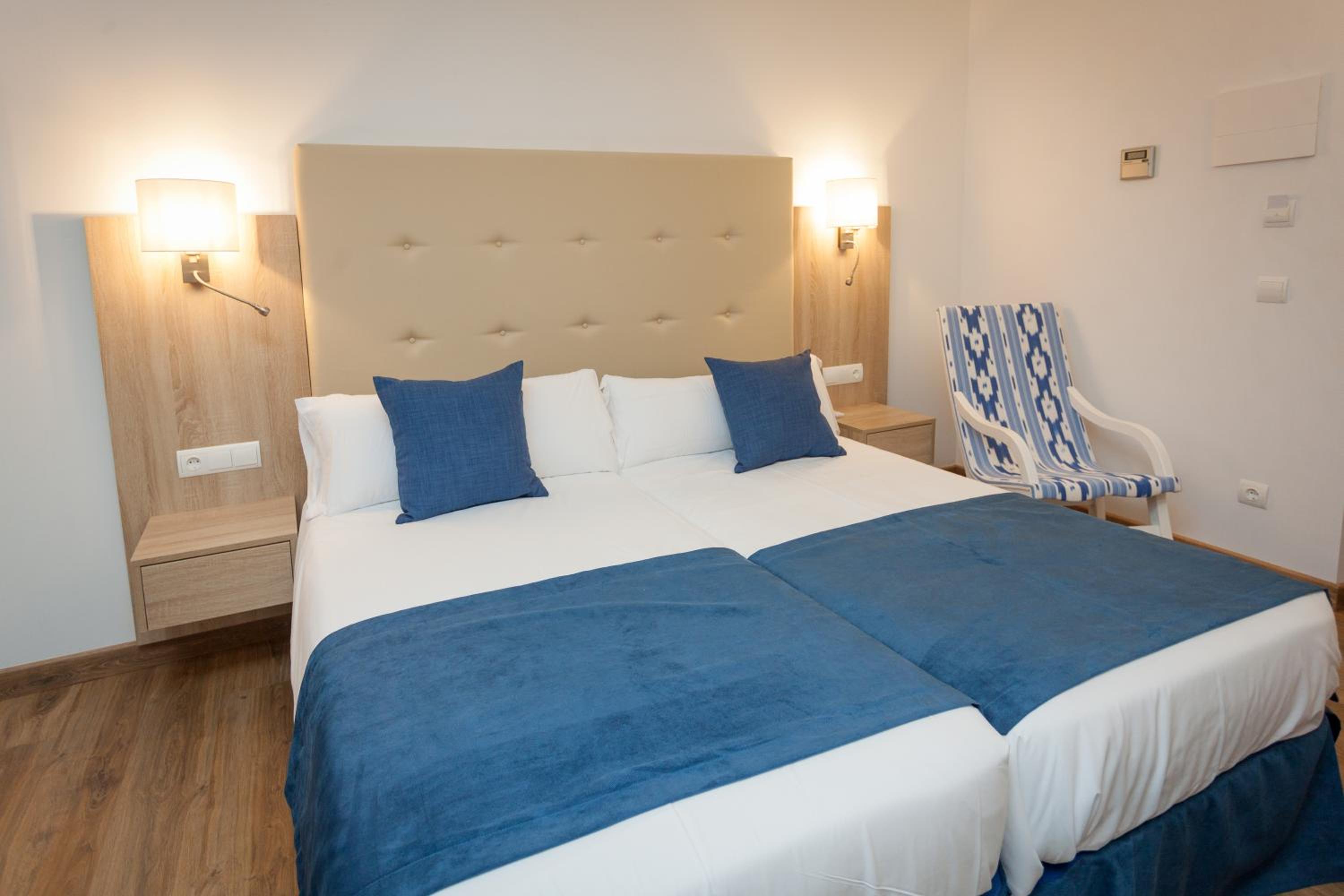 Habitación Doble con Aire Acondicionado Habitación Doble con Aire Acondicionado