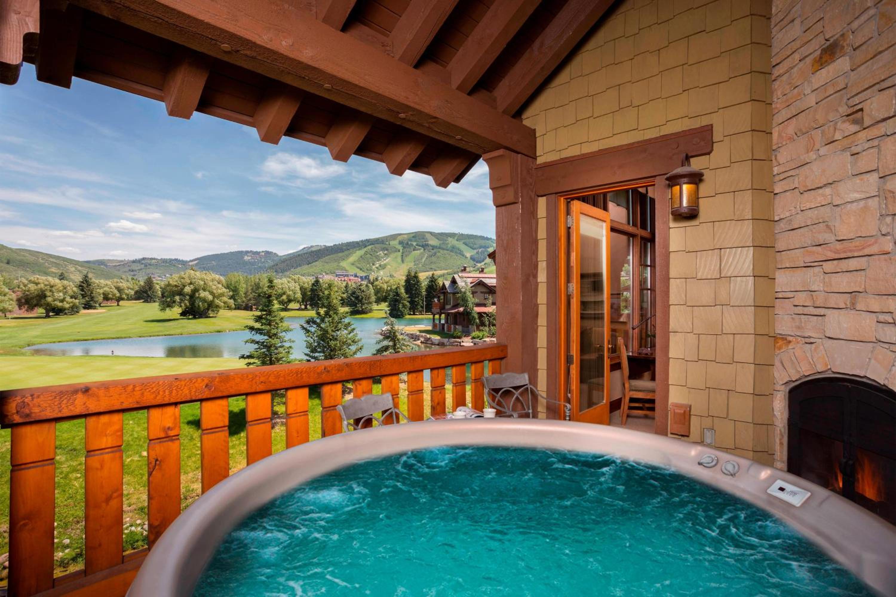 Deluxe Cottage - Photo 3