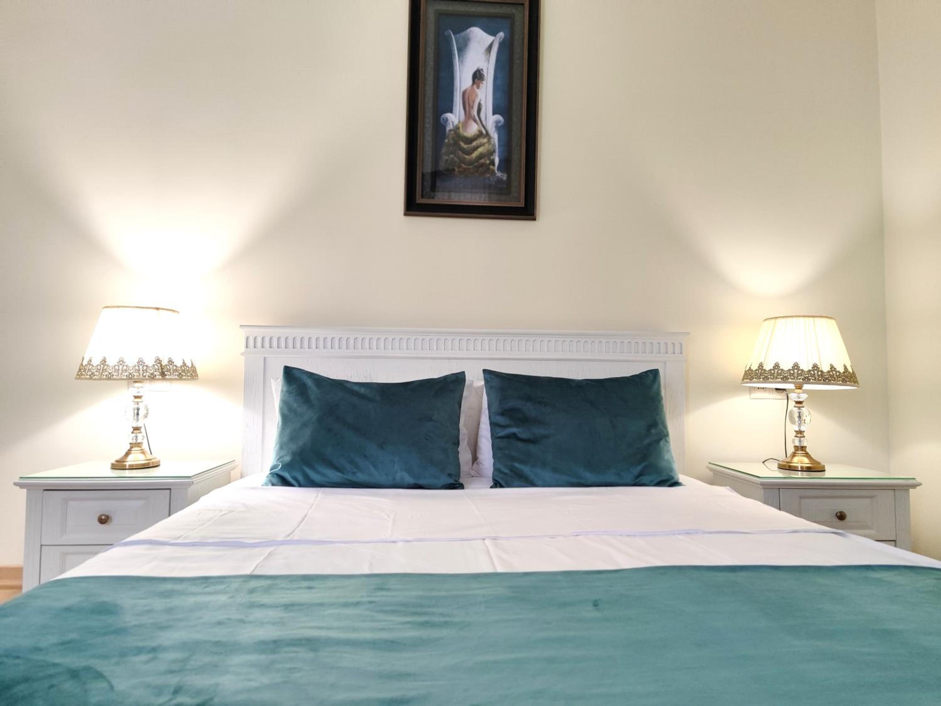 Deluxe Double Room with Balcony photo 3