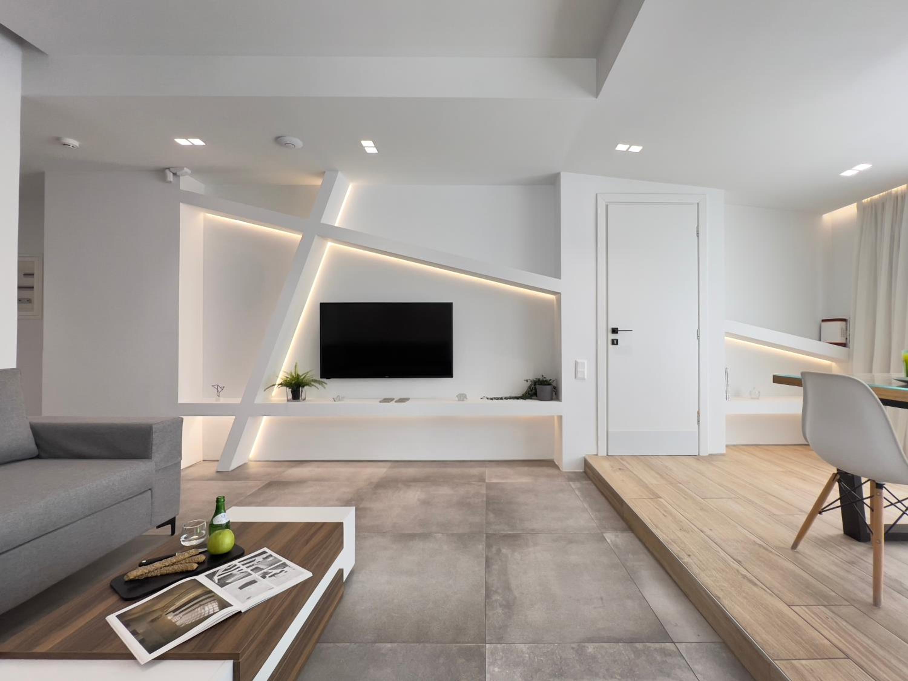 Apartment photo 2