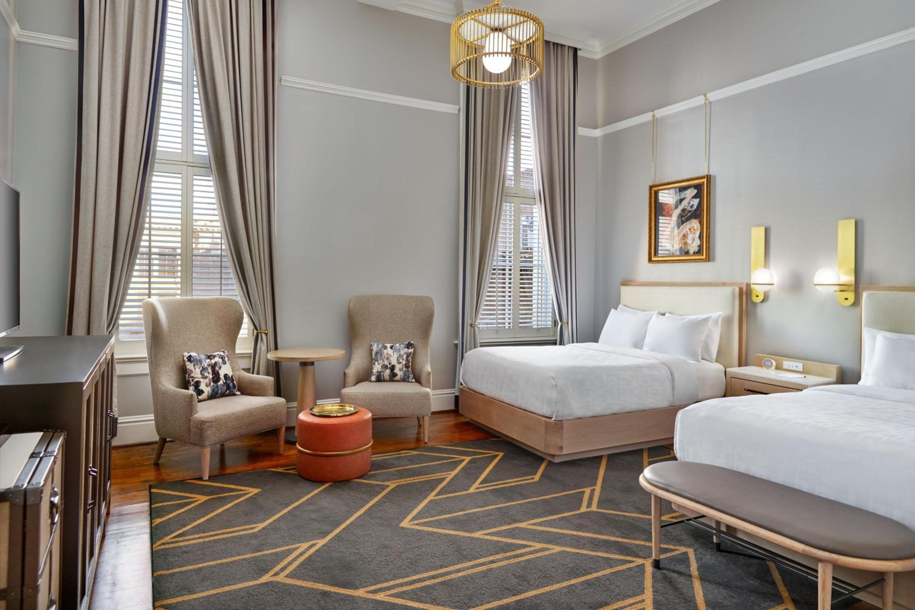  Deluxe Double Room with Two Queen Beds - Photo 2