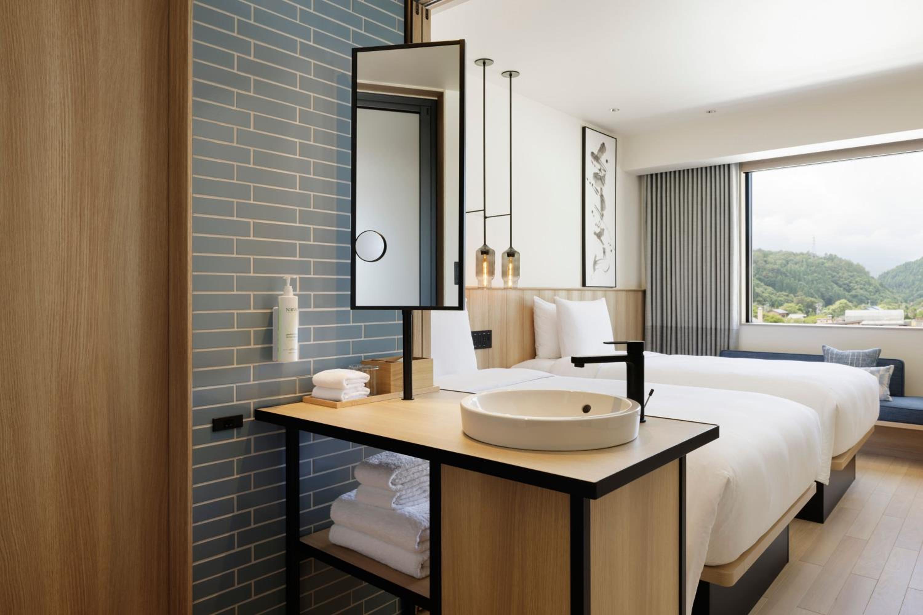 Twin Room - Photo 4