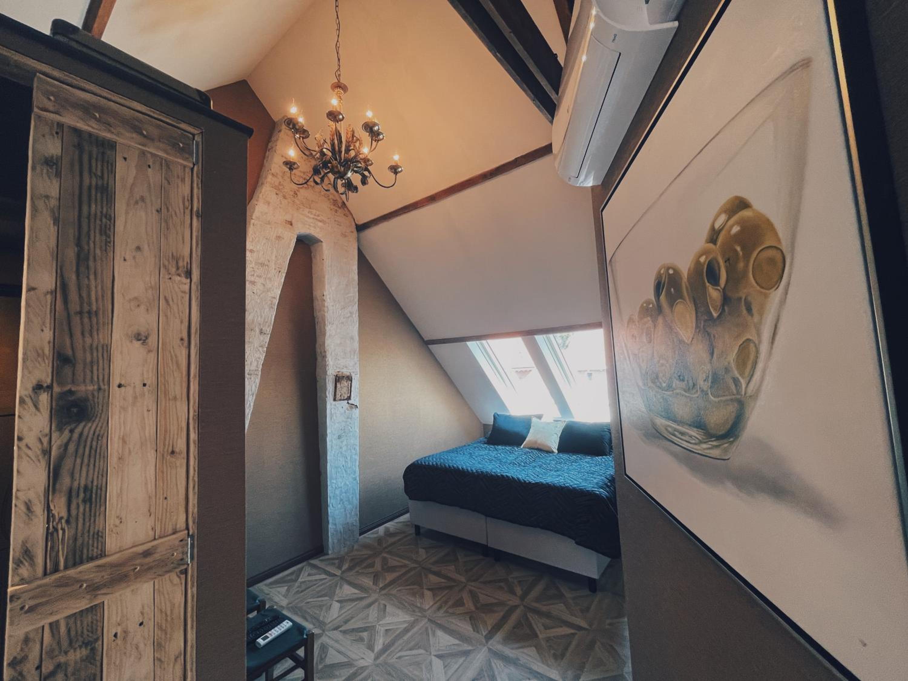 Suite with Garden View