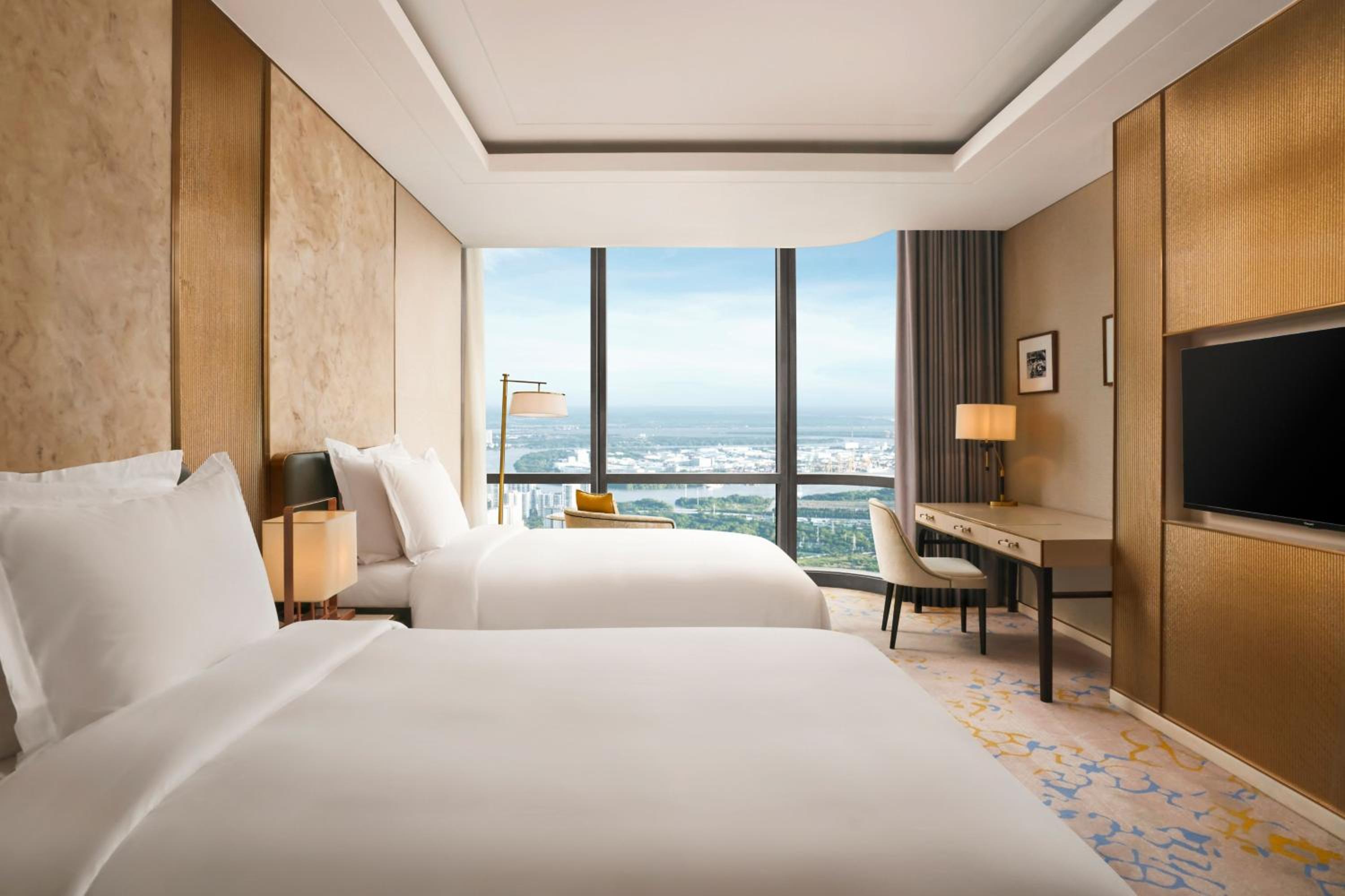Premier Twin Room with Sky View
