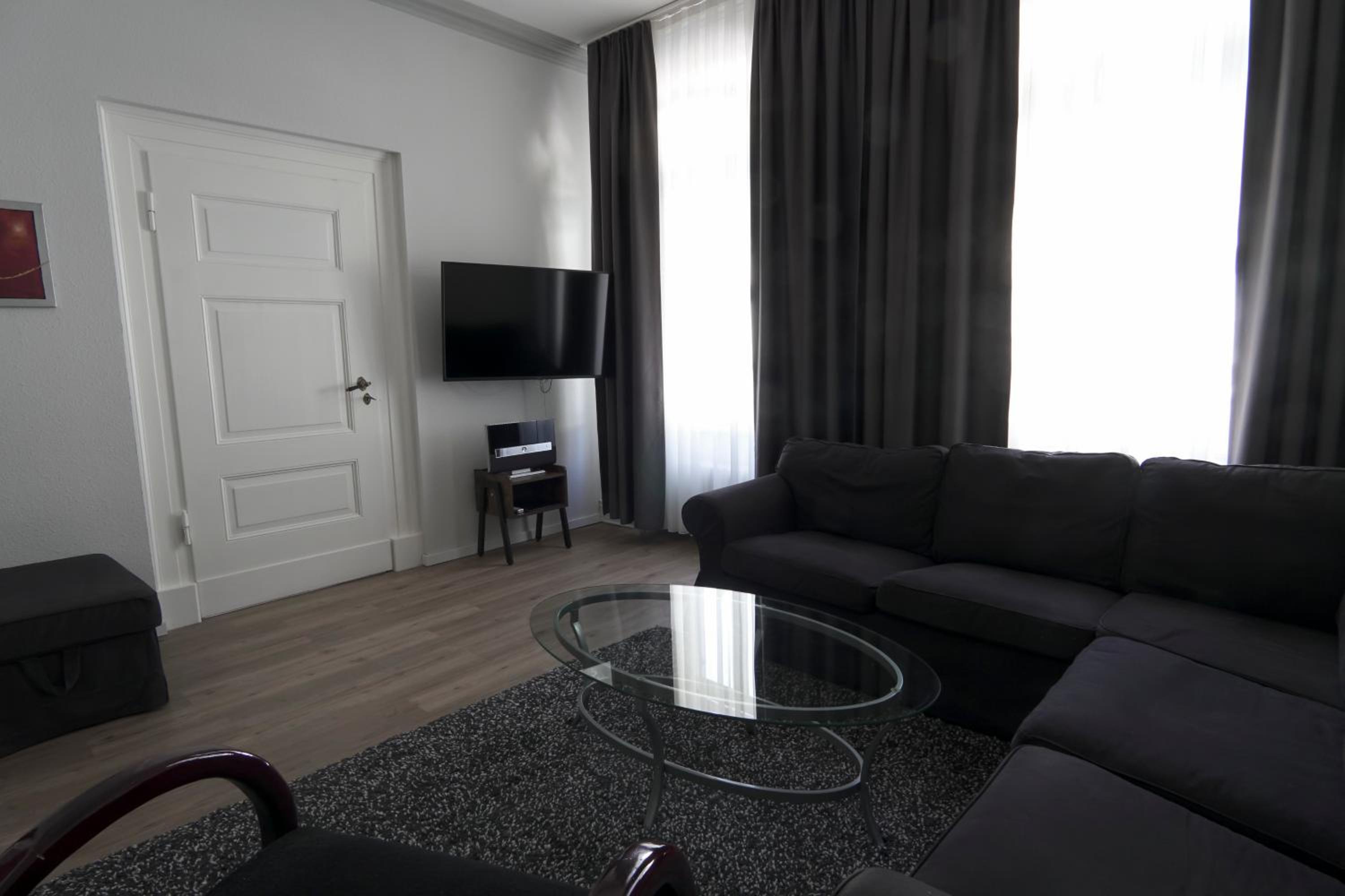Two-Bedroom Apartment photo 3