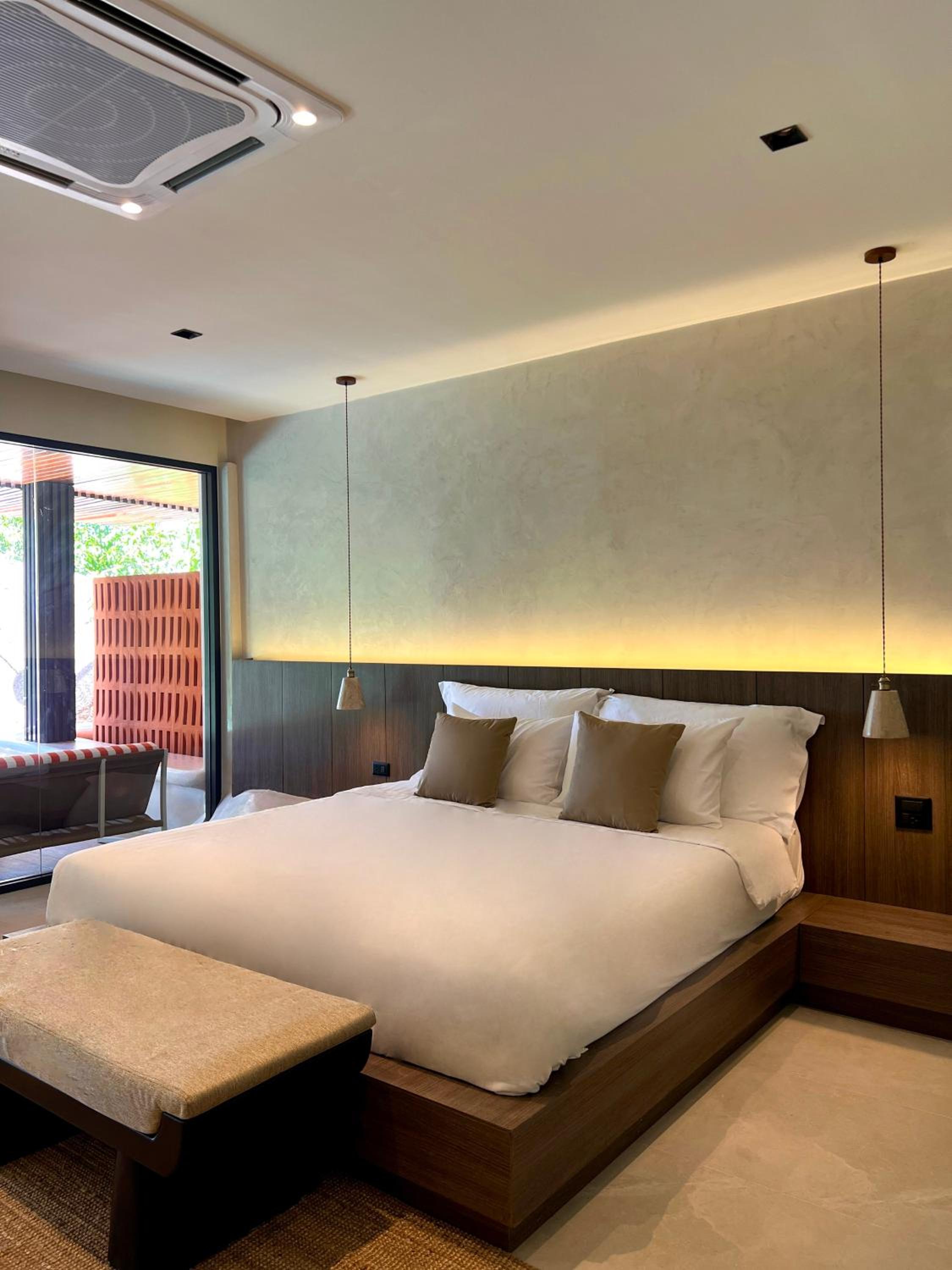 Suite with Private Pool