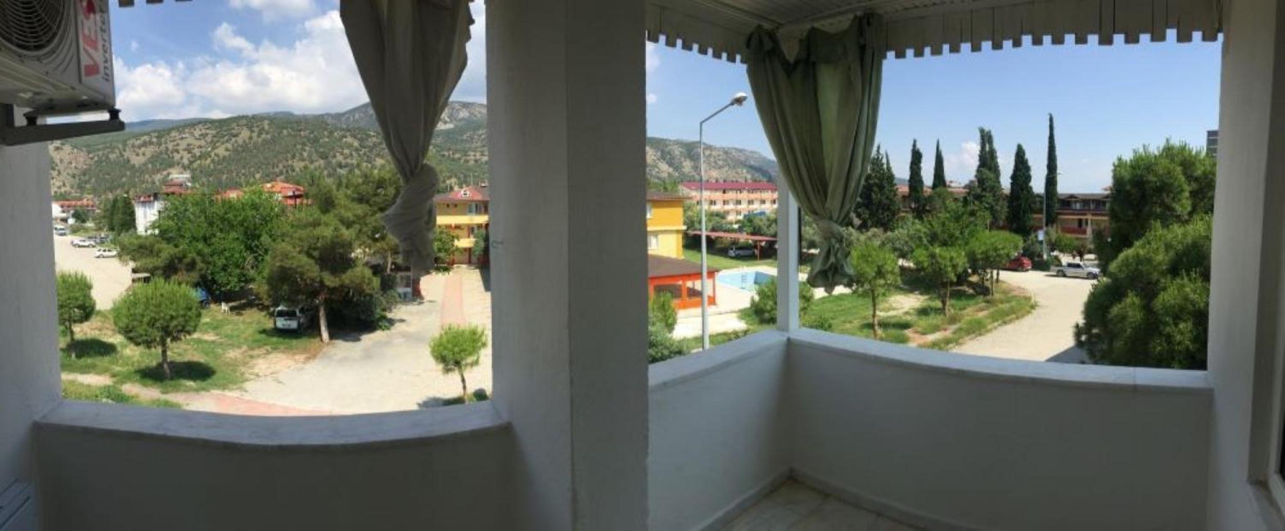 Family Suite With Balcony photo 2