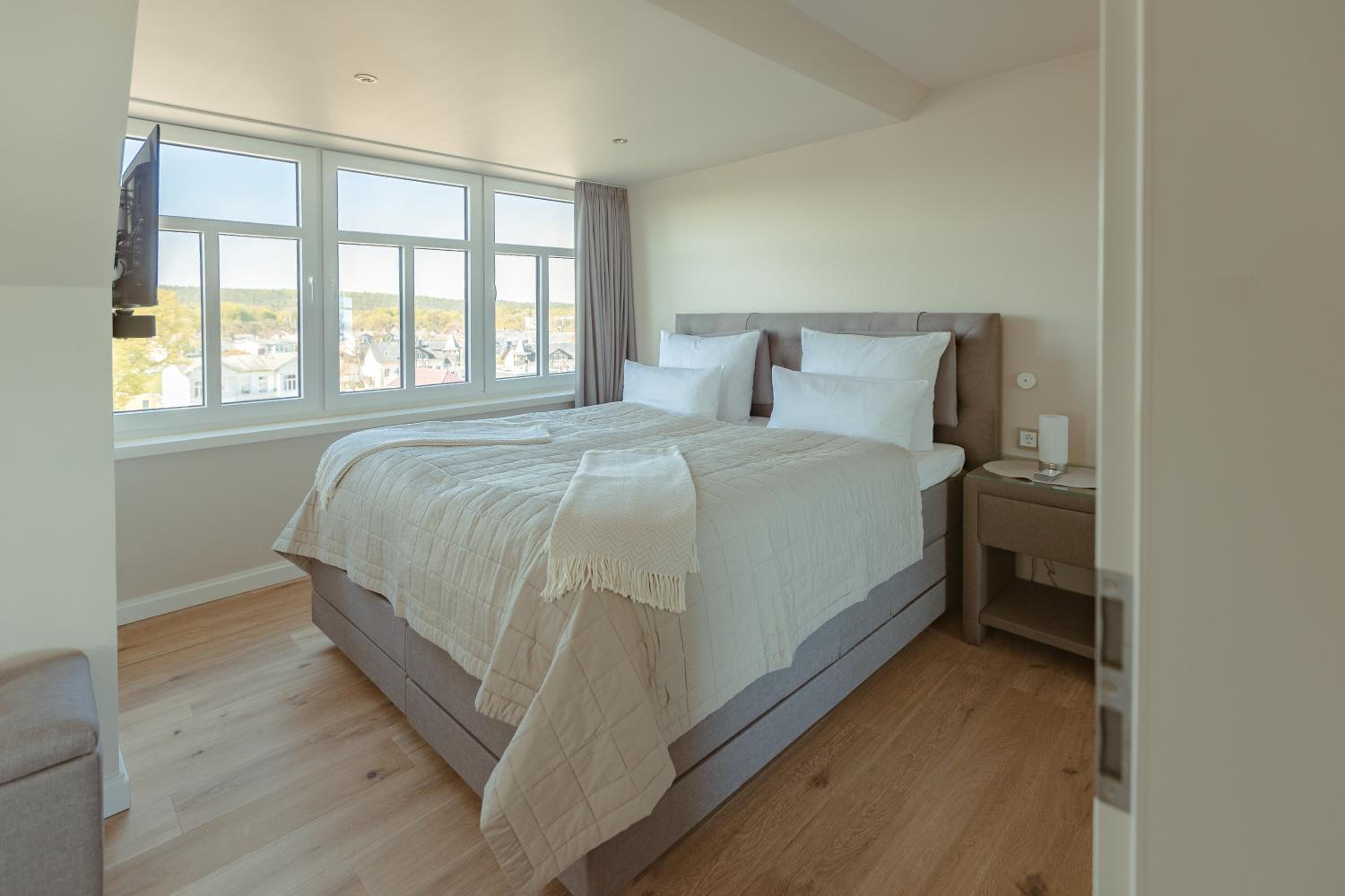 Suite with Sea View