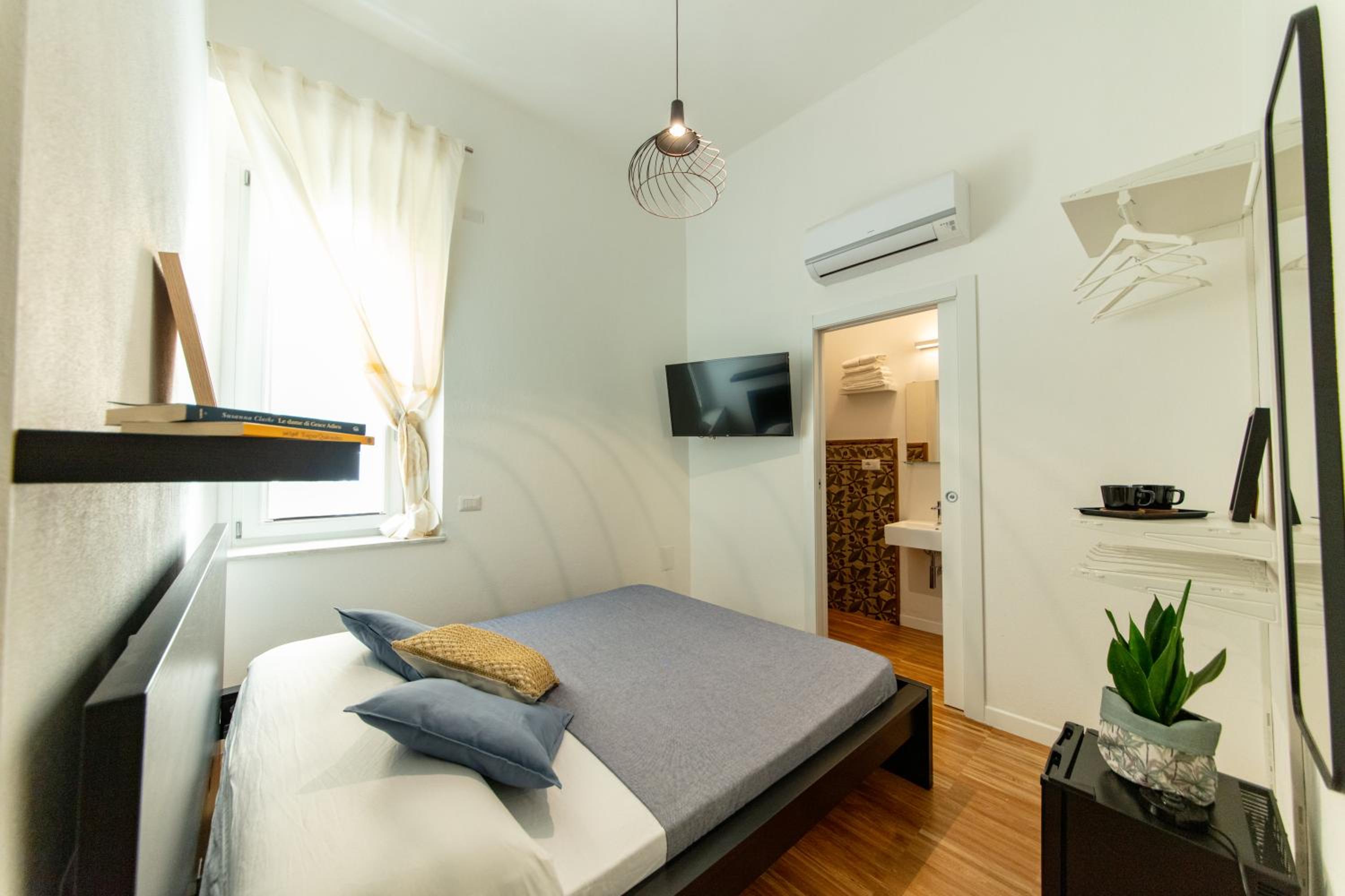 Double Room with Private Bathroom