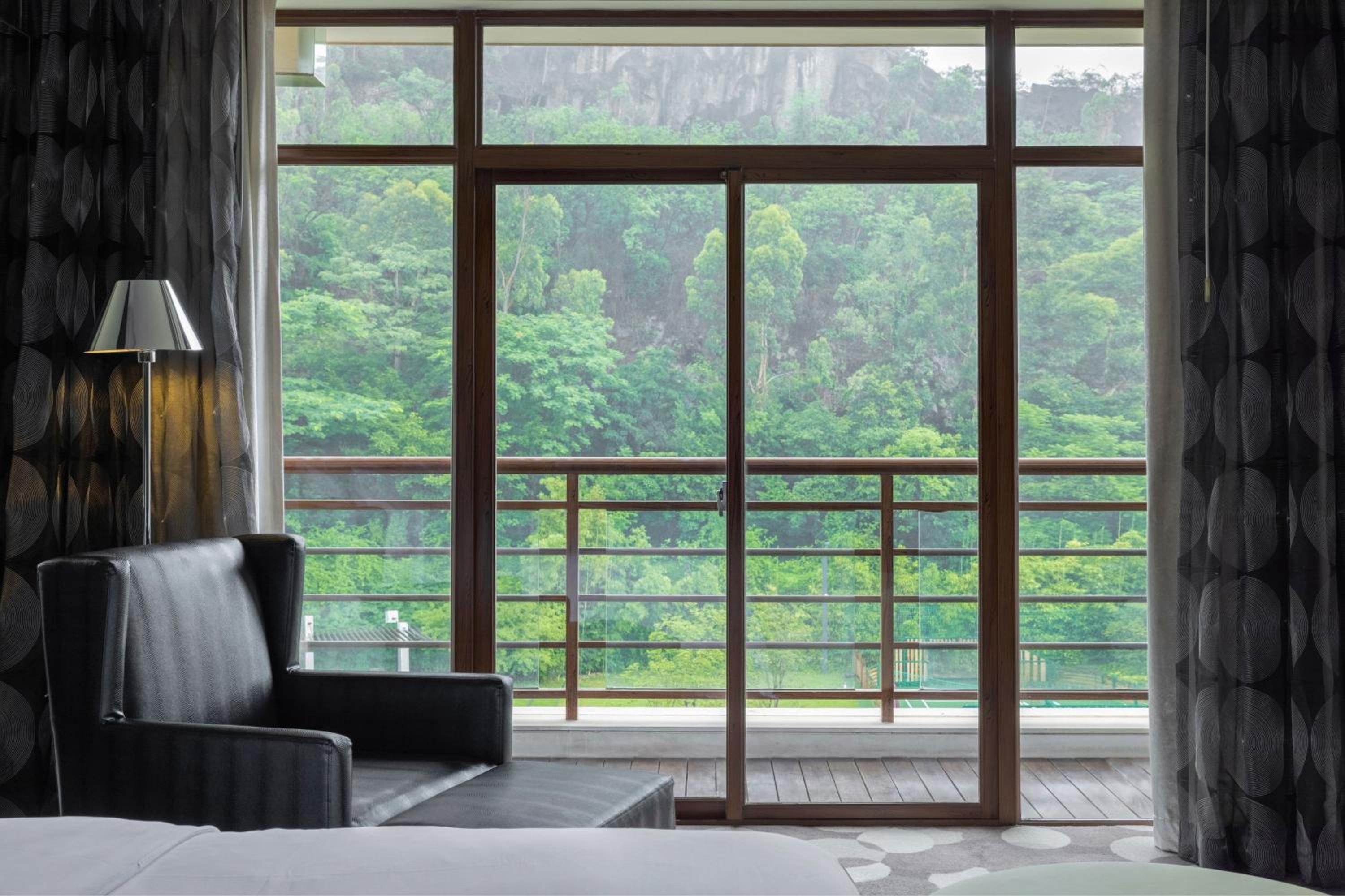 2 Double bed room with Balcony,Courtyard View - Photo 2