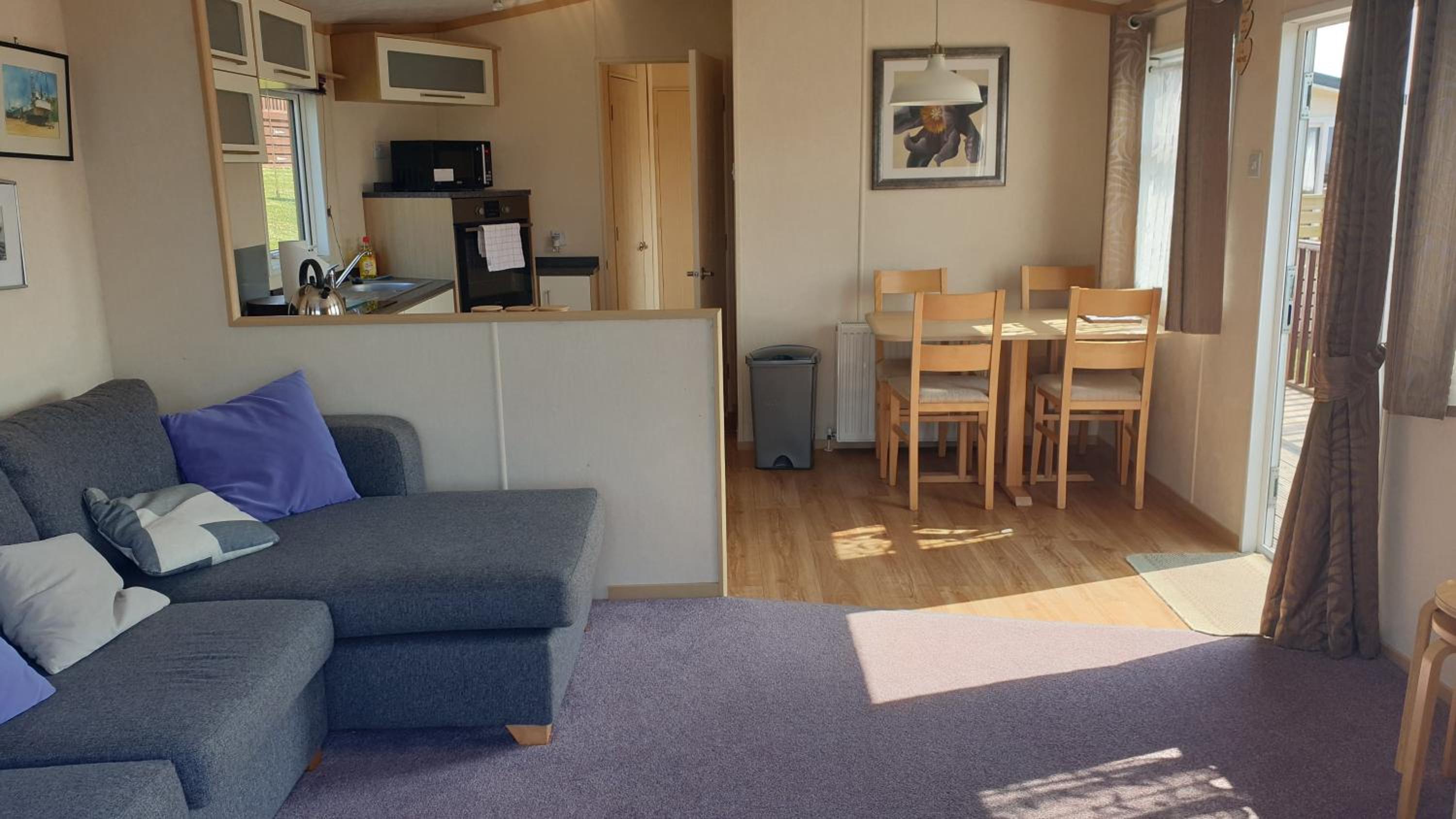Two-Bedroom House photo 2