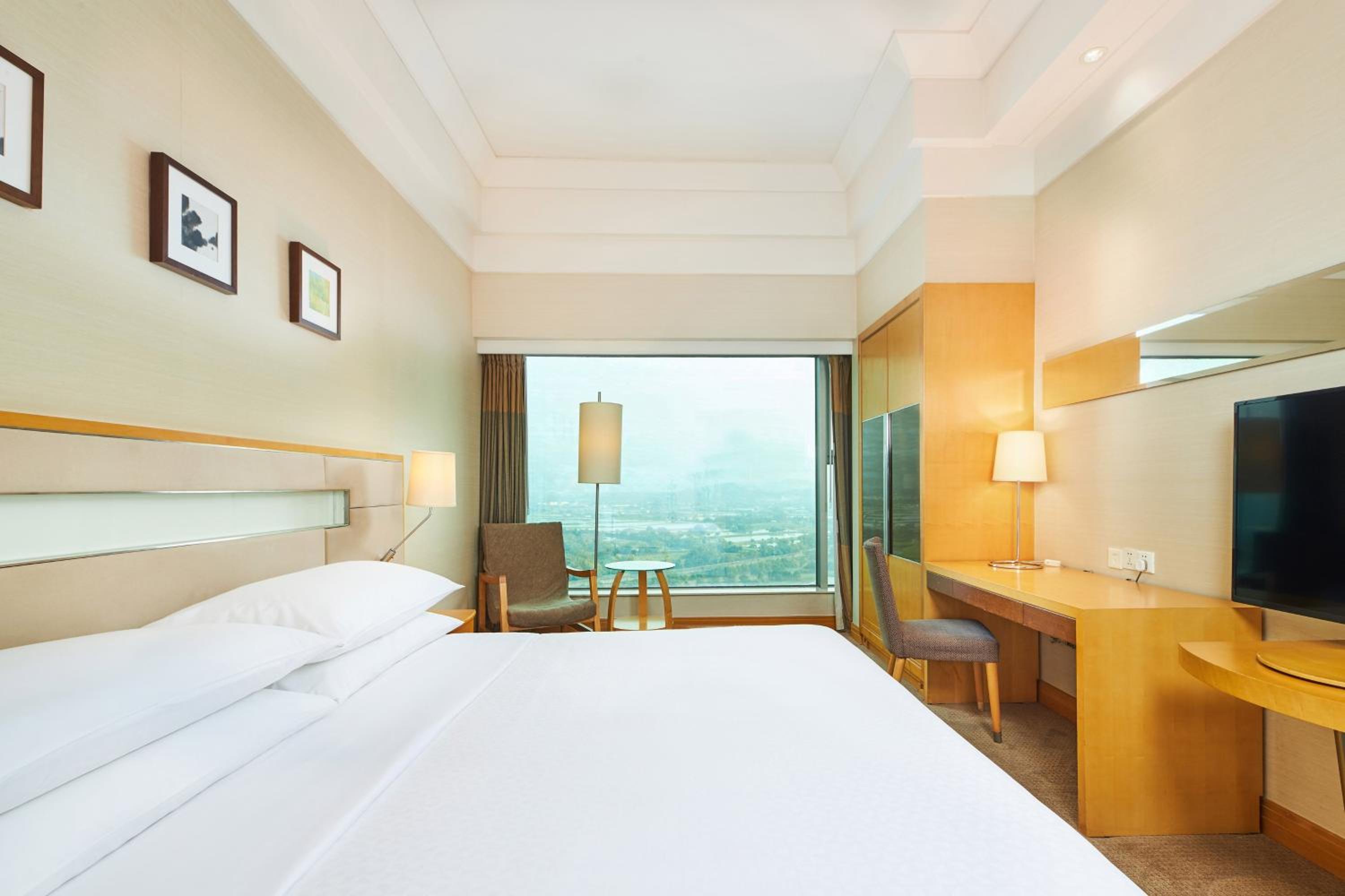 Superior Room, Guest room, 1 King photo 2