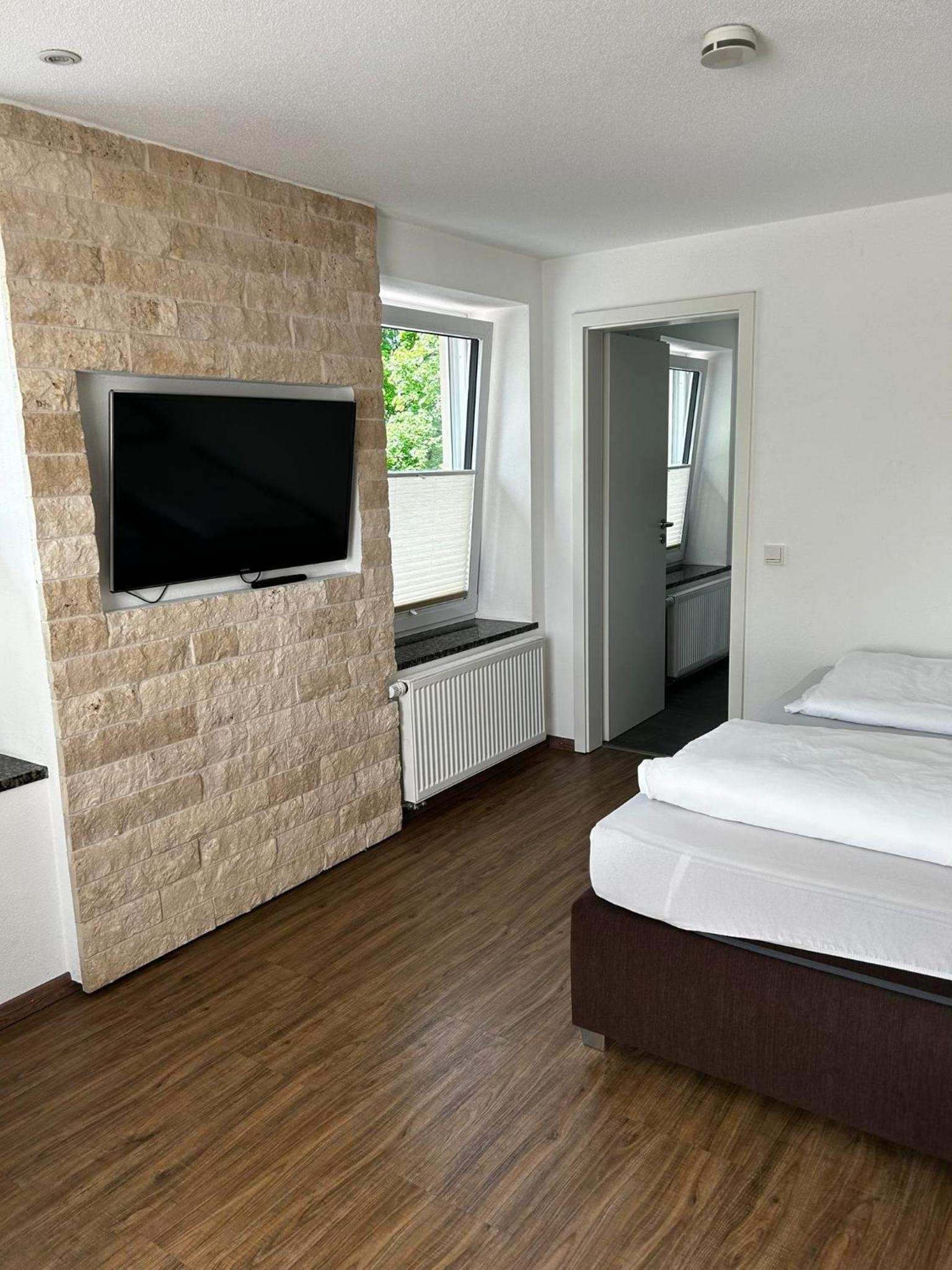 Double Room With Private Bathroom photo 3