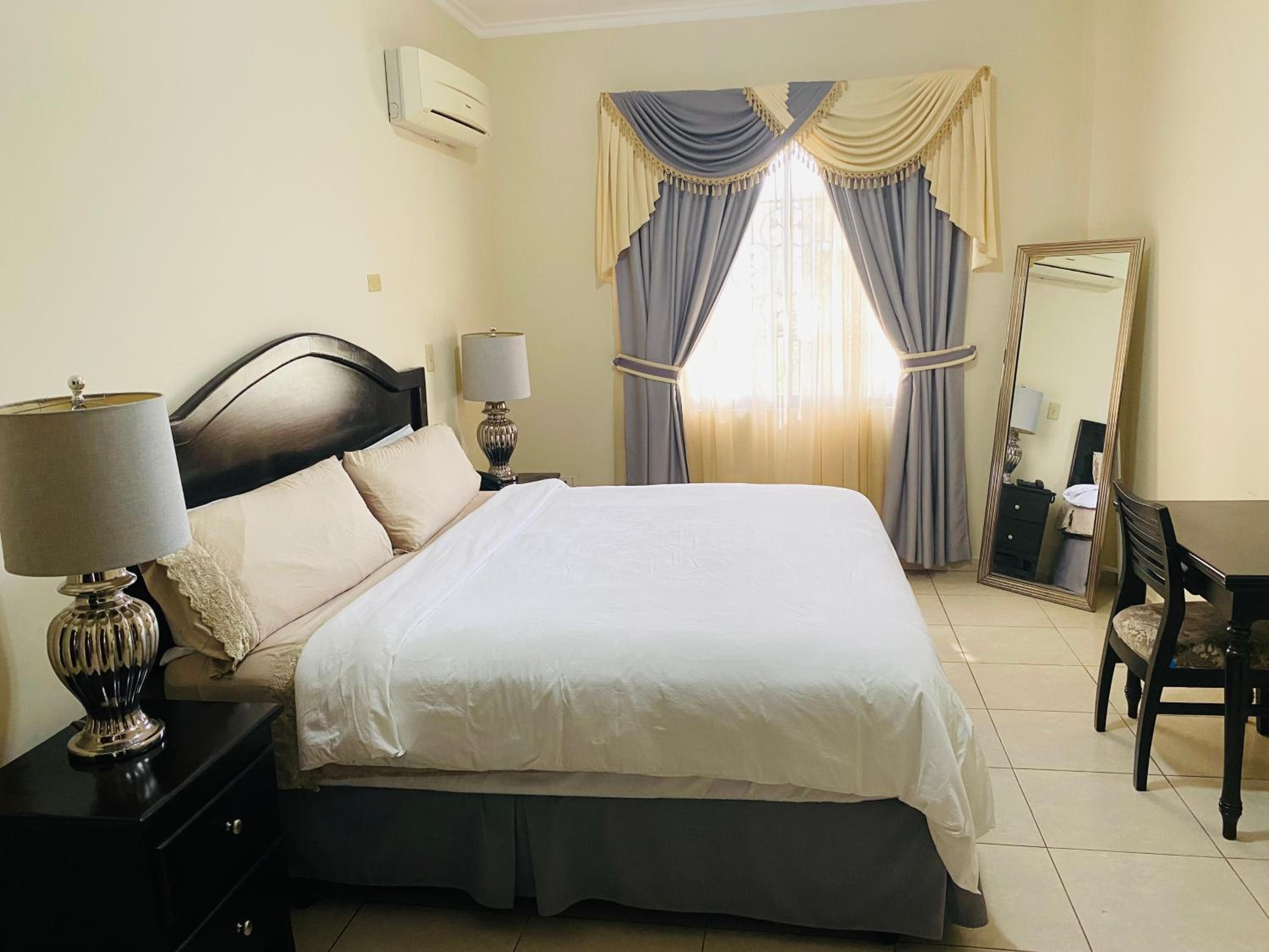 Suite photo 1