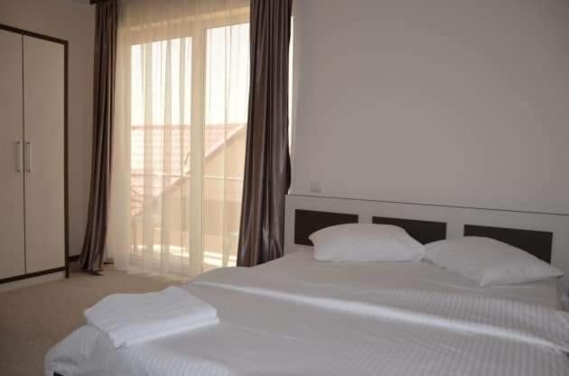 Double Room With Balcony photo 1