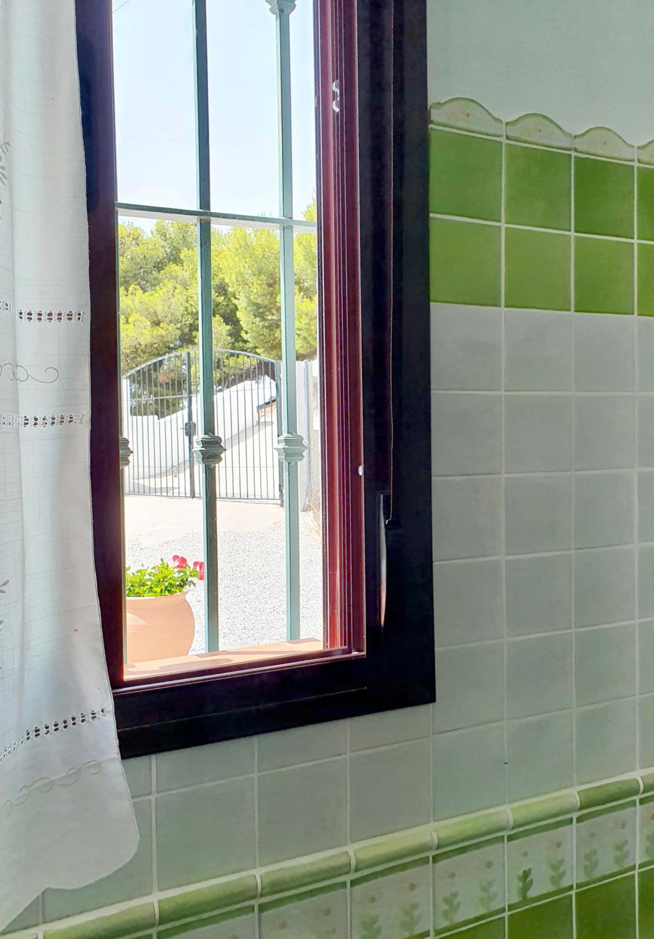 Double or Twin Room with Private Bathroom photo 3