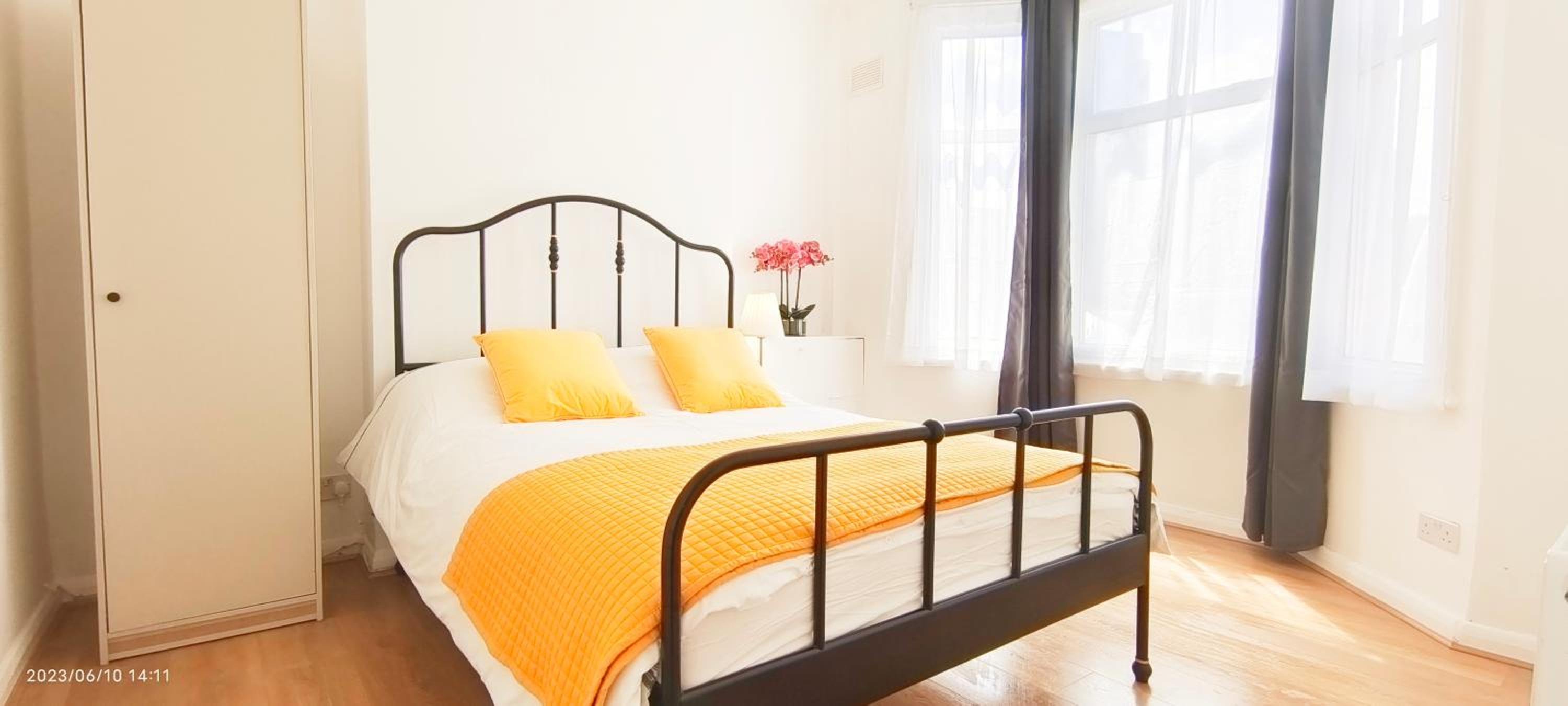 Three-Bedroom House photo 1