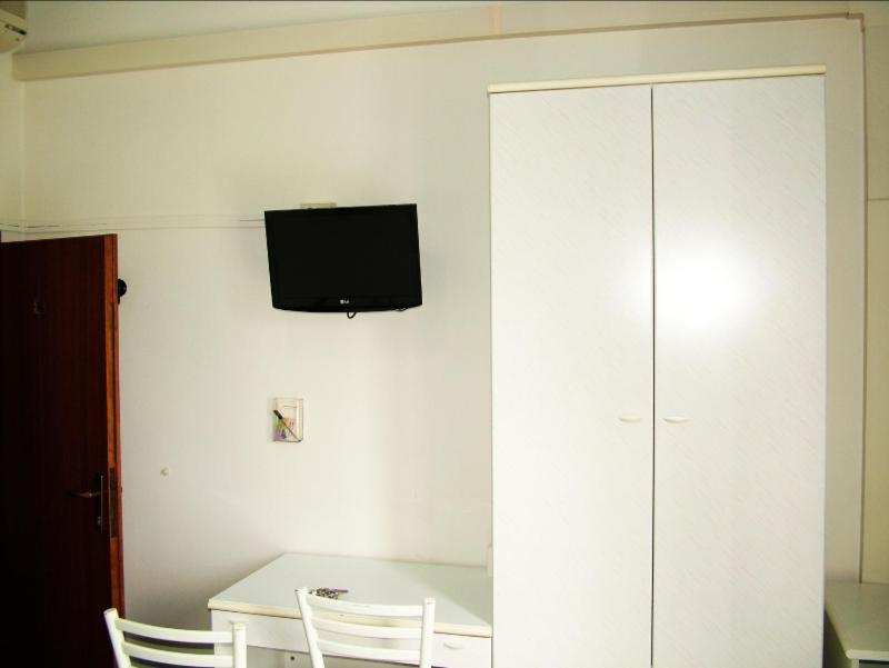 Double Room - Photo 30