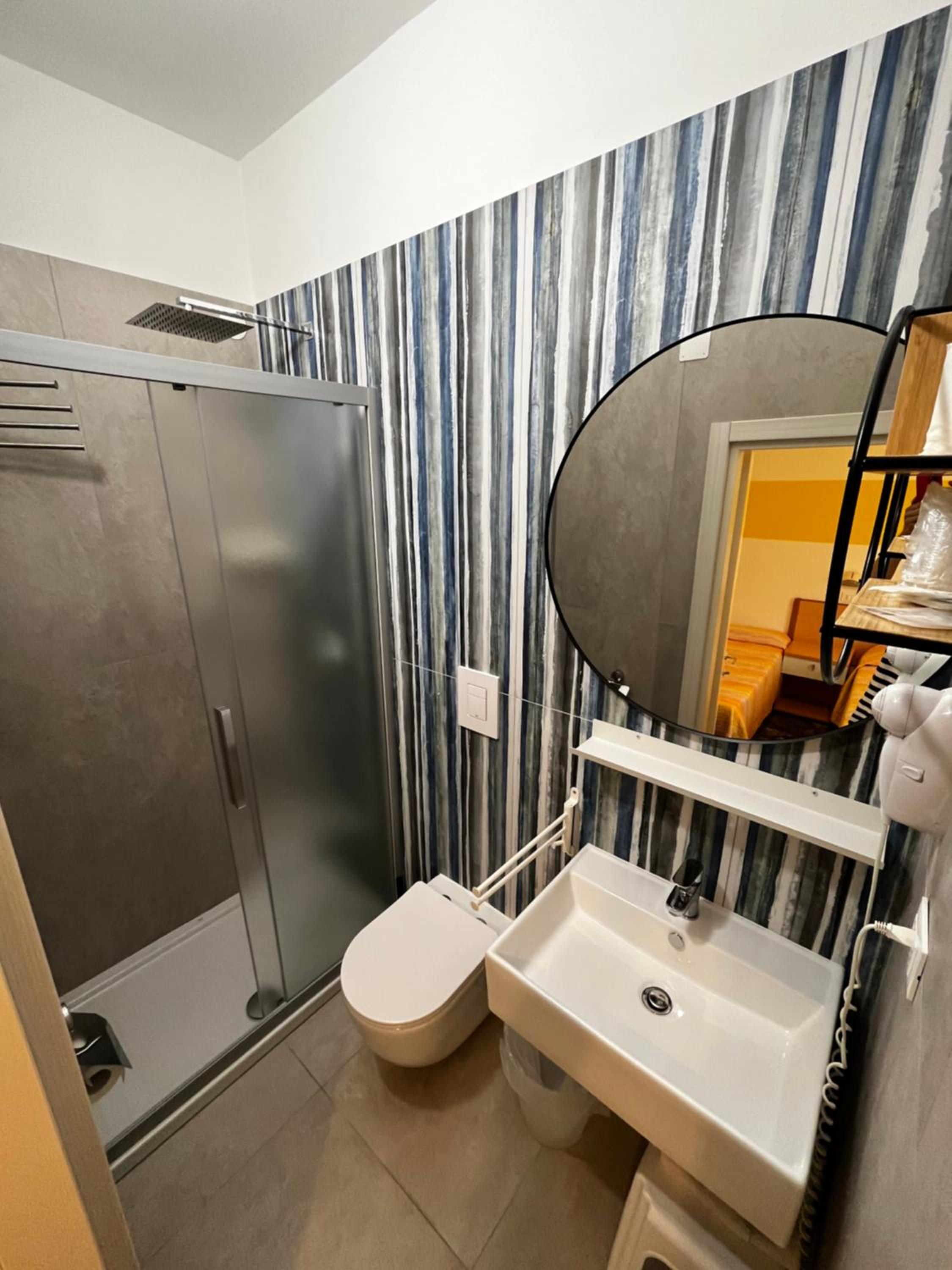 Single Room with Private Bathroom, photo 7