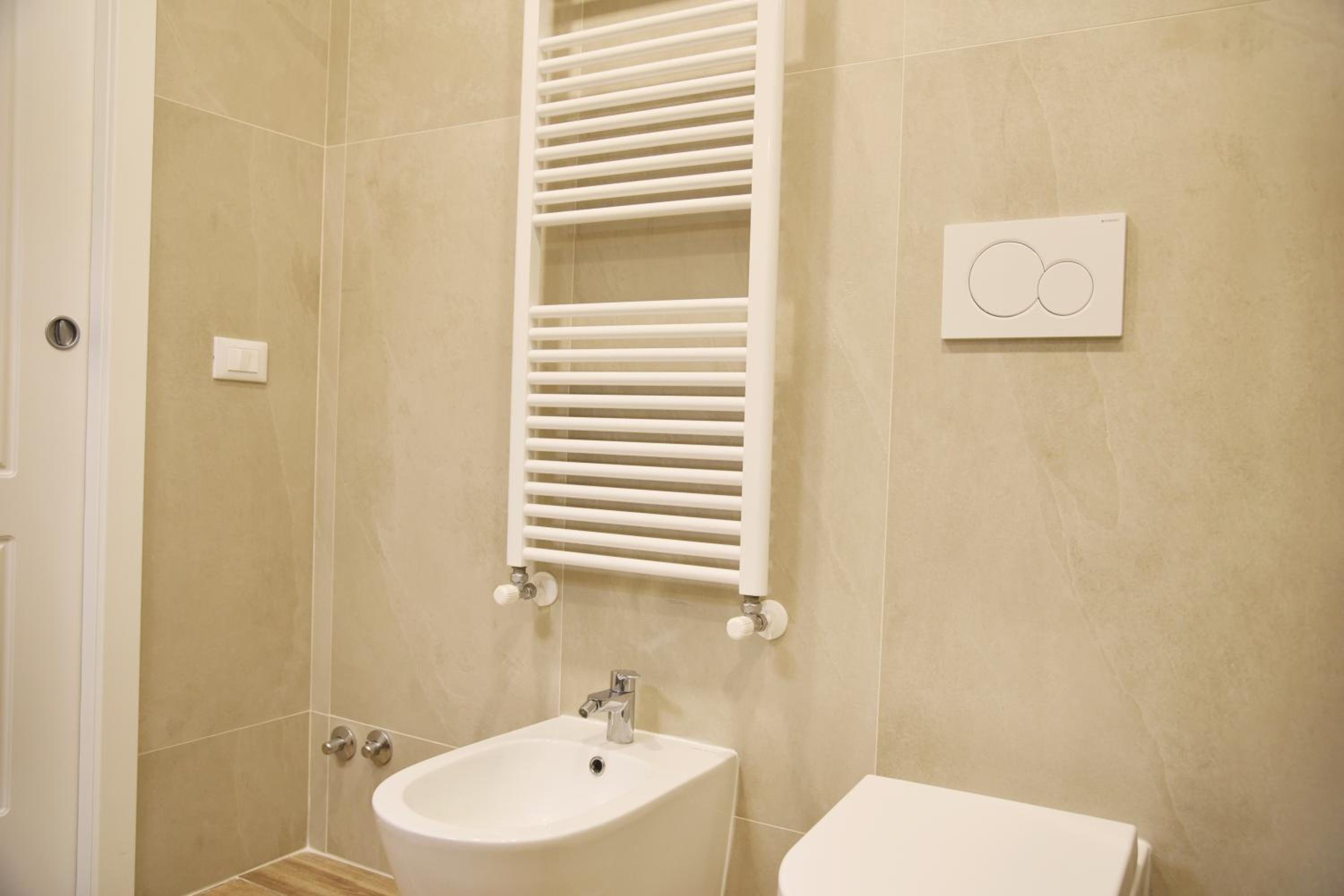 One-Bedroom Apartment with Balcony photo 3