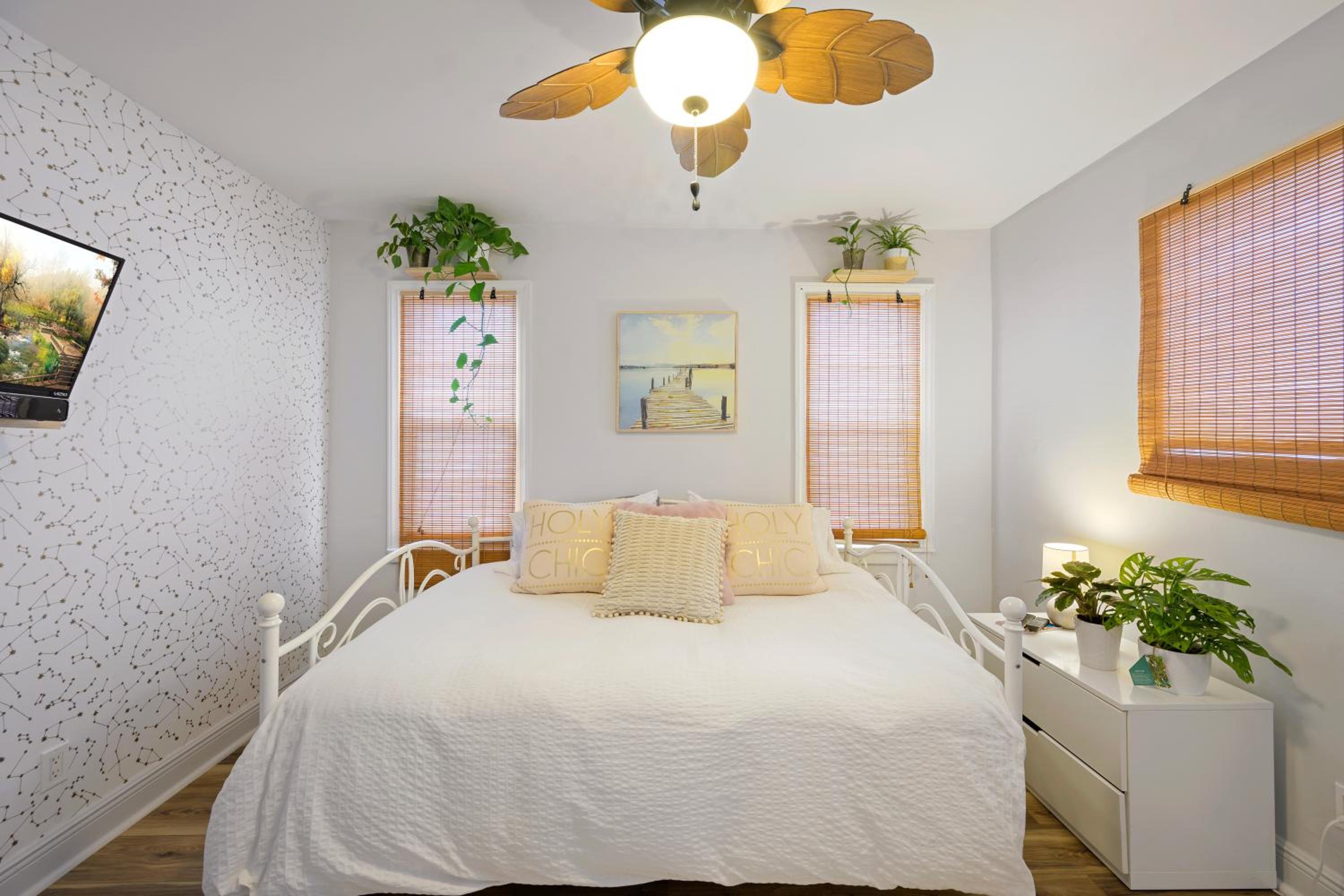 Two-Bedroom Apartment - Photo 12
