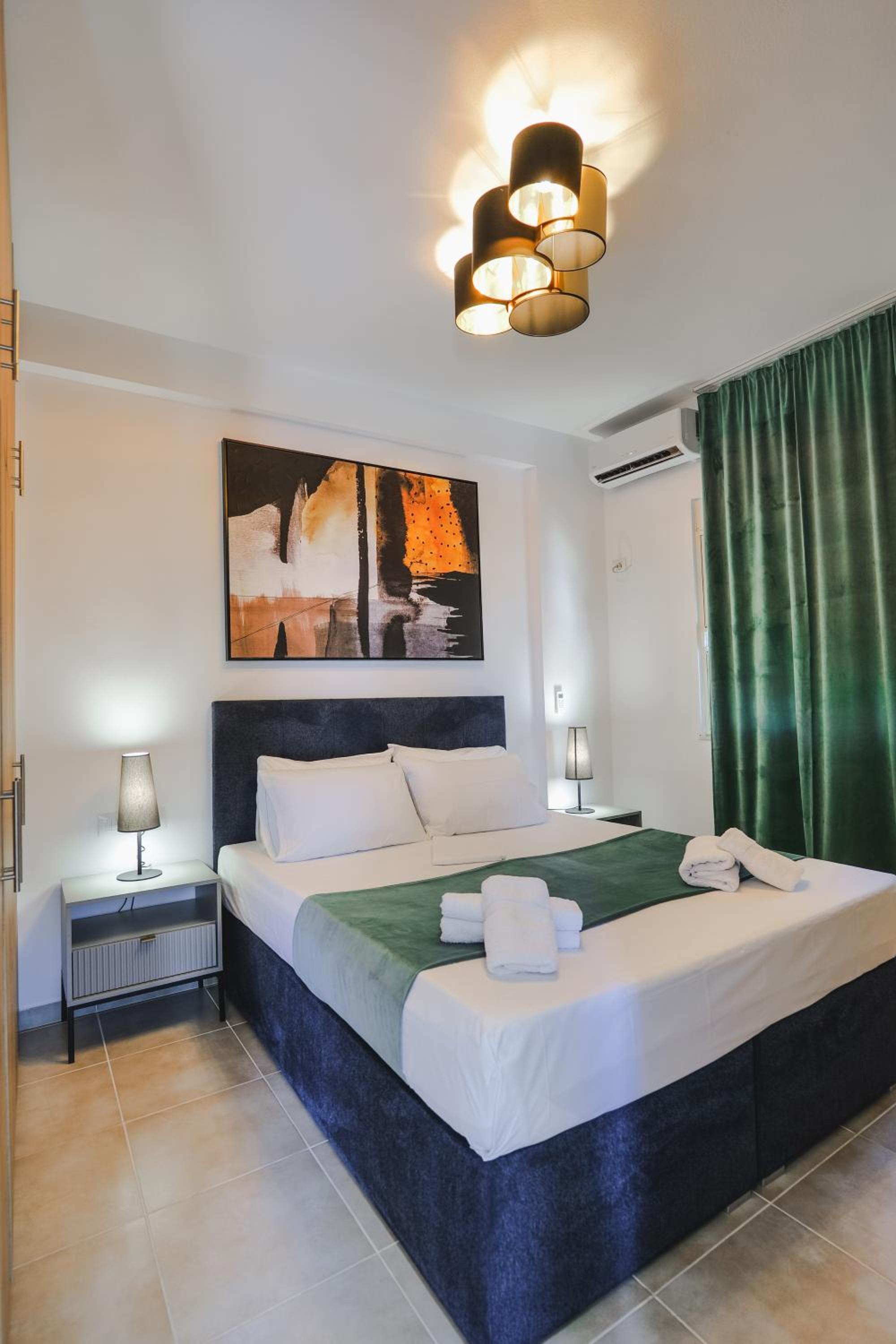 Two-Bedroom Deluxe Apartment with Ocean View