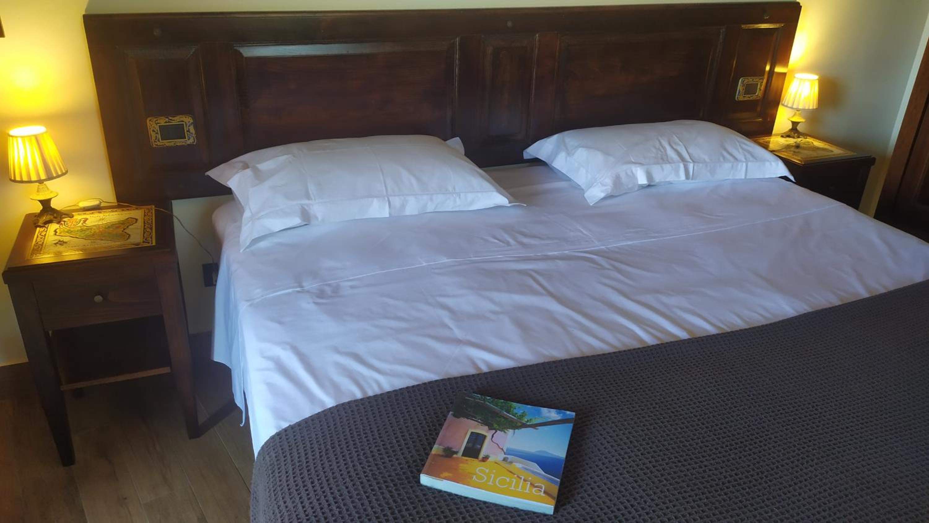 Double Room - Photo 4