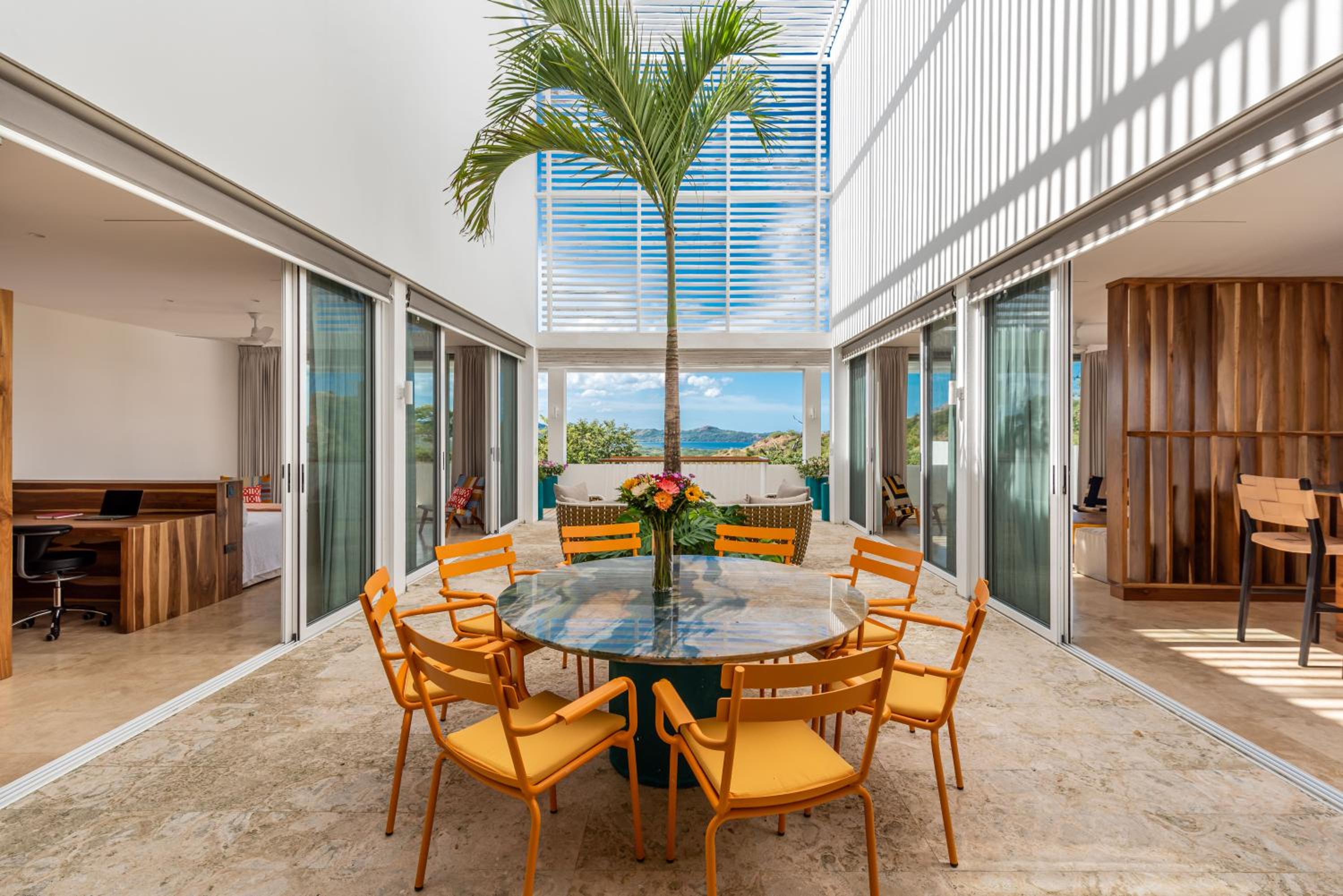 Three-Bedroom Villa photo 2