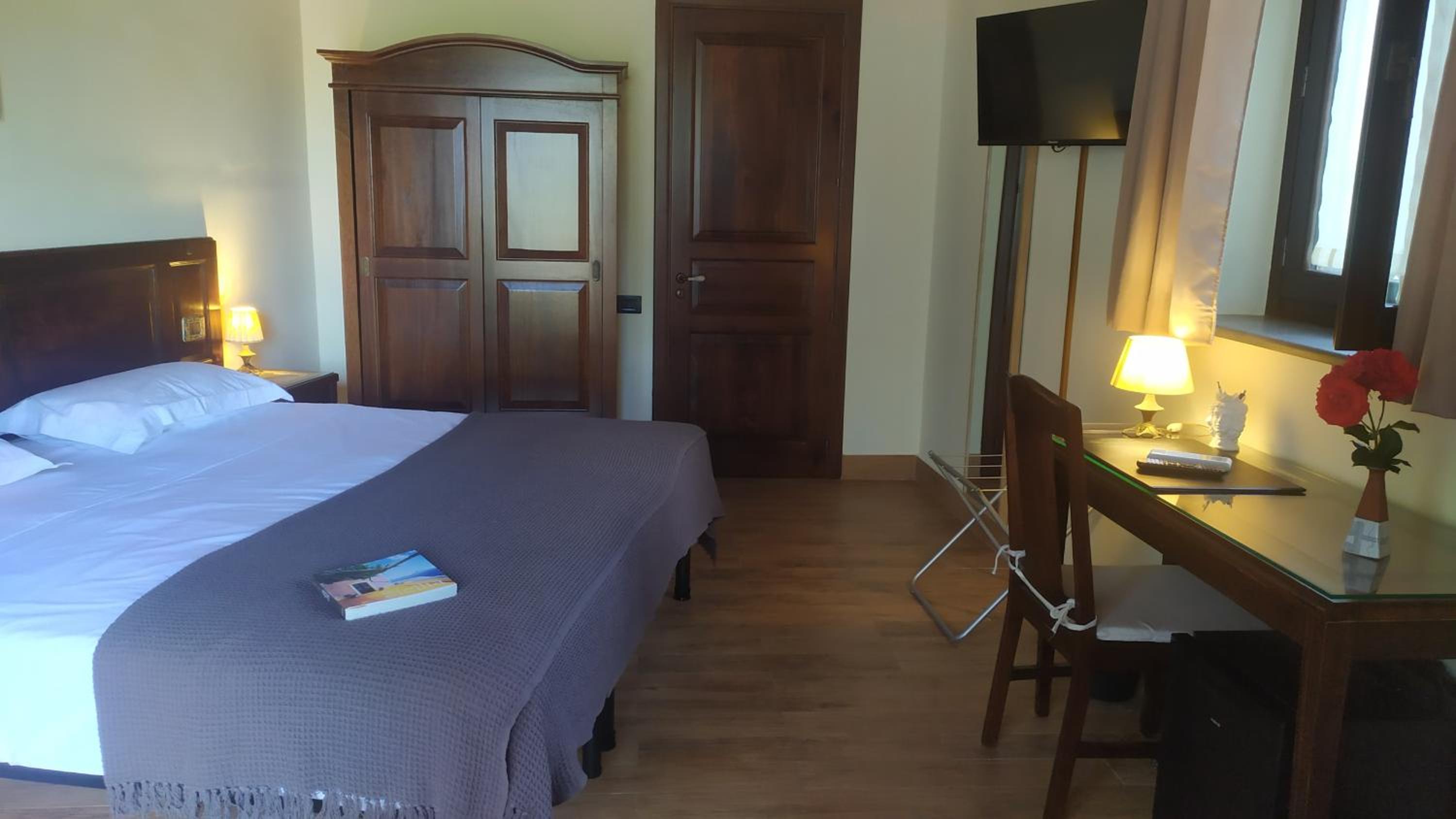 Double Room - Photo 1