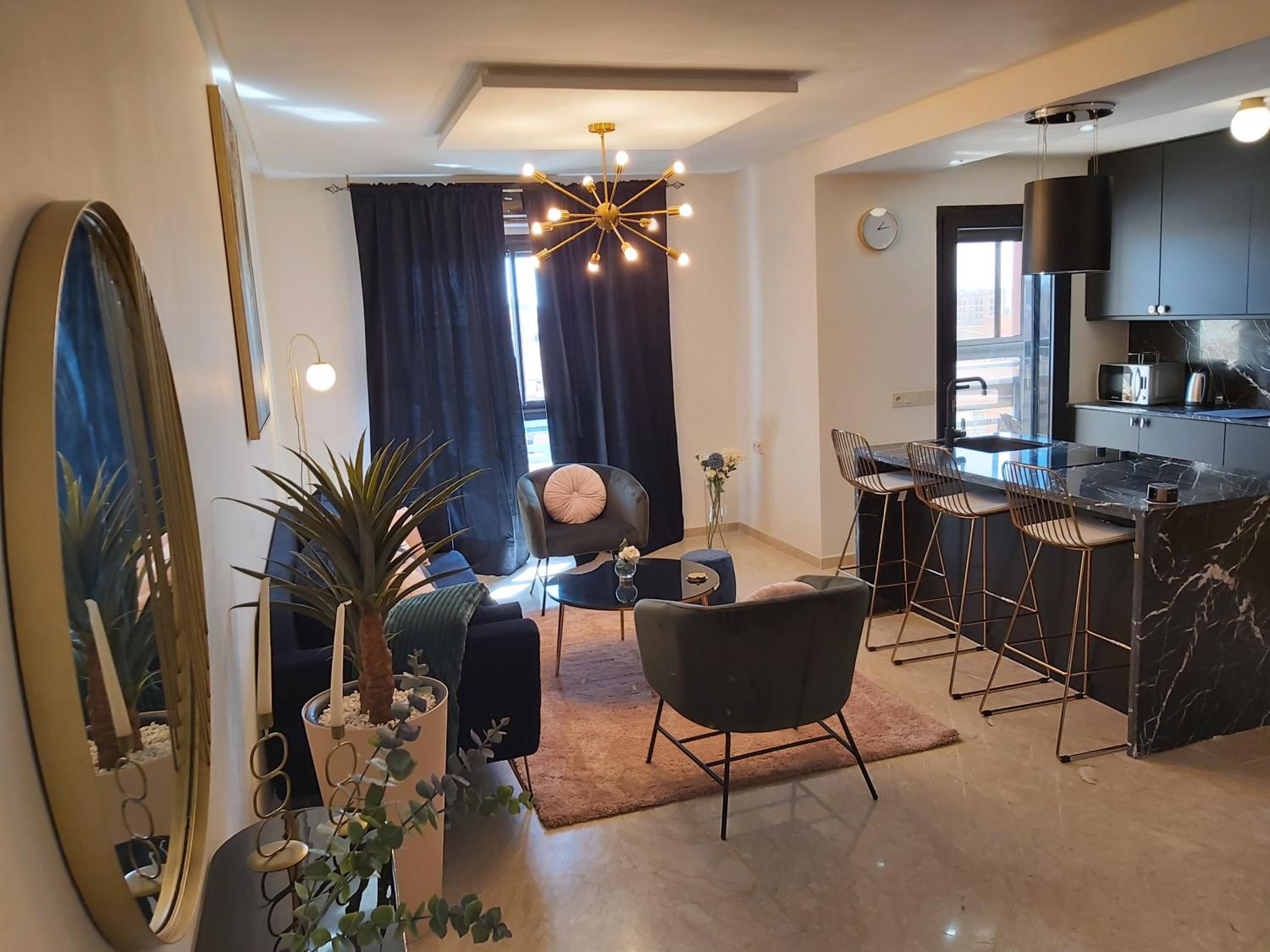 Two-Bedroom Apartment - Photo 24