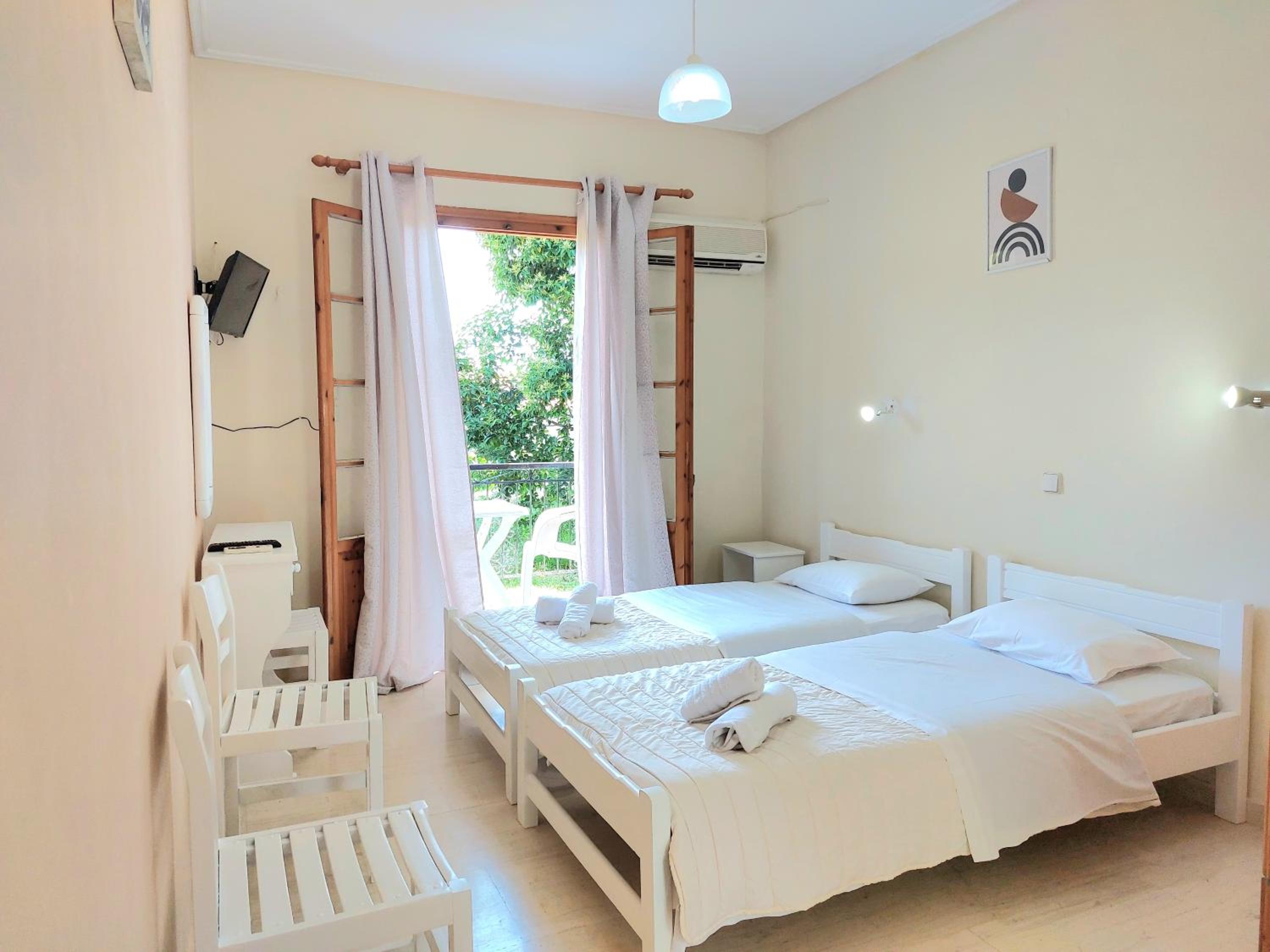 Double Room with Garden View photo 2