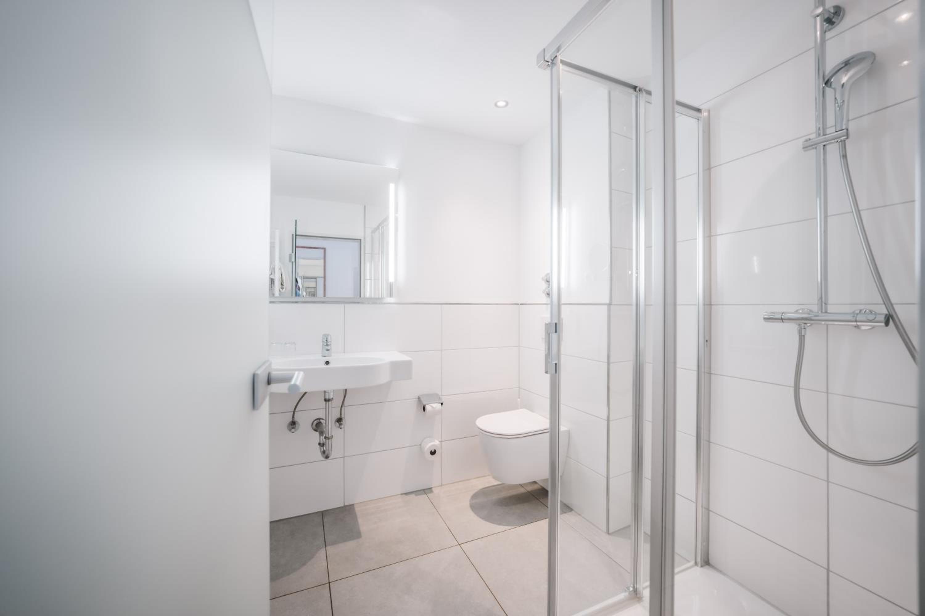 Double Room - Photo 10