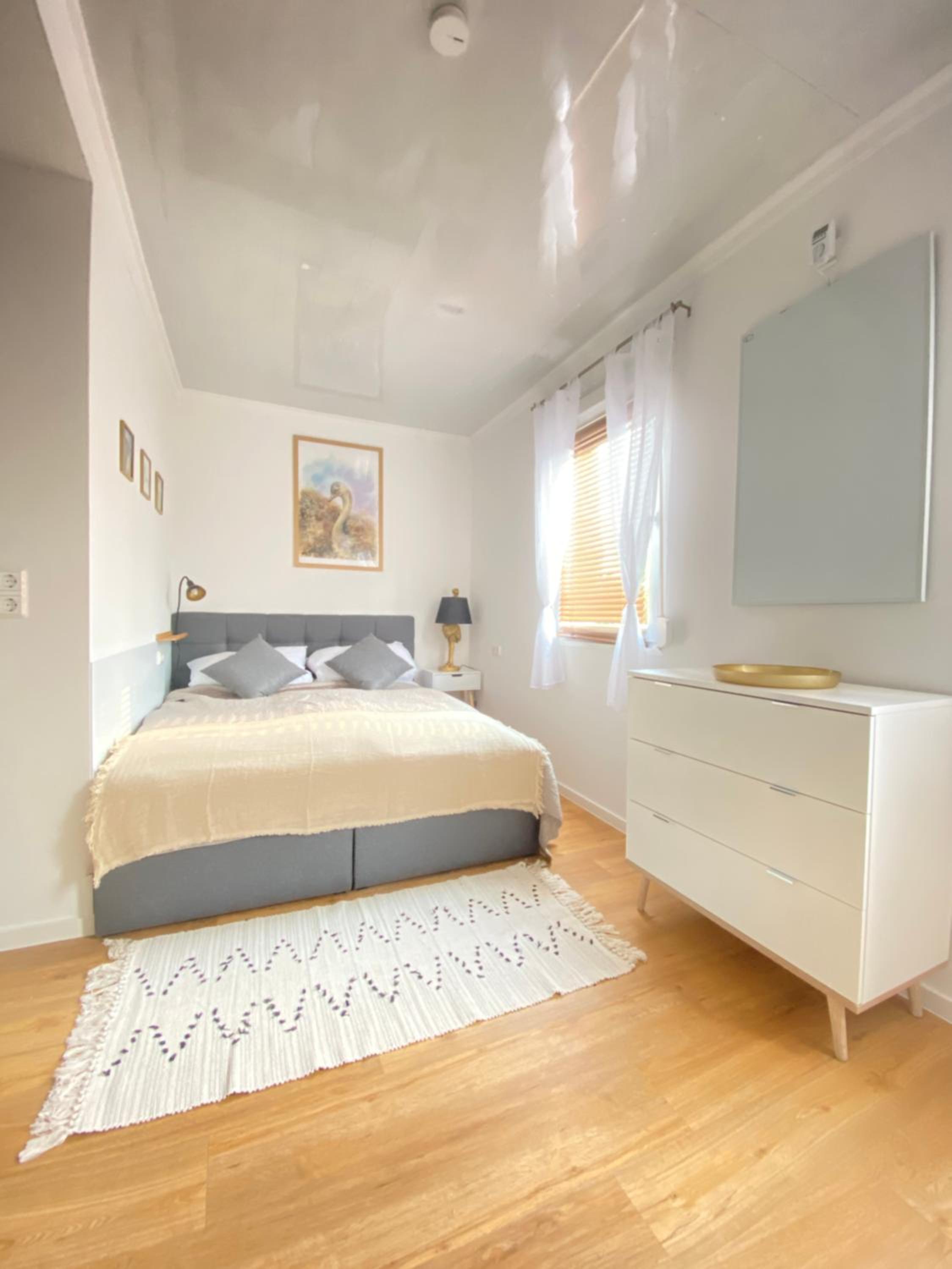 One-Bedroom House photo 1