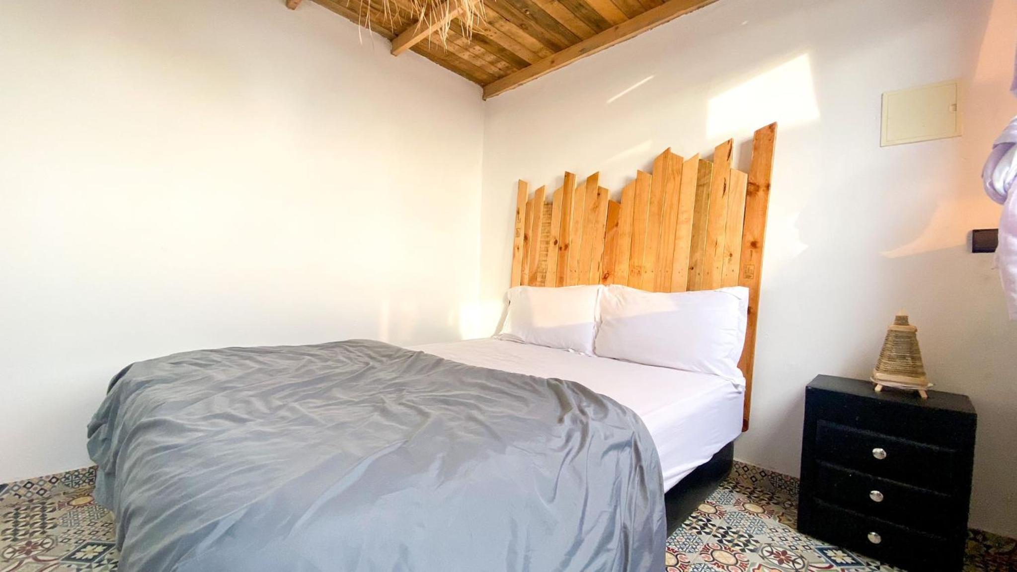 Double Room with Sea View - Photo 4