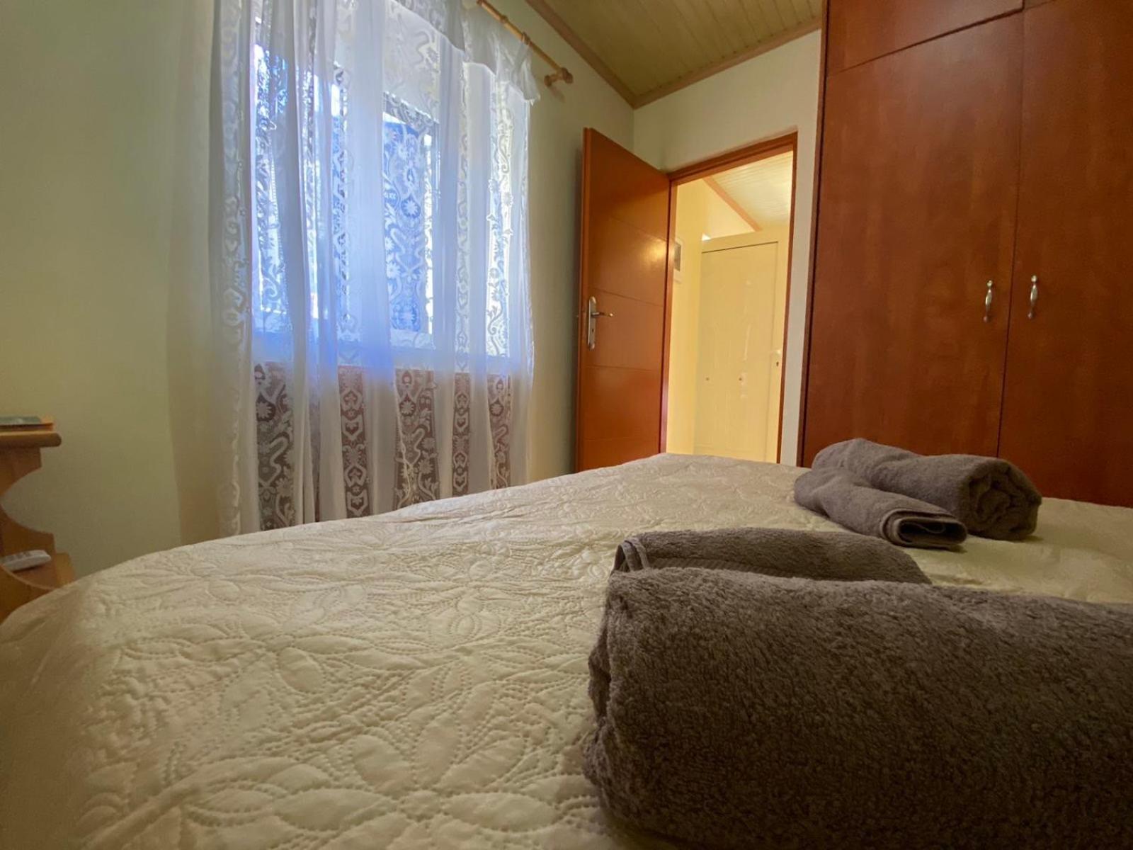 One-Bedroom House photo 3