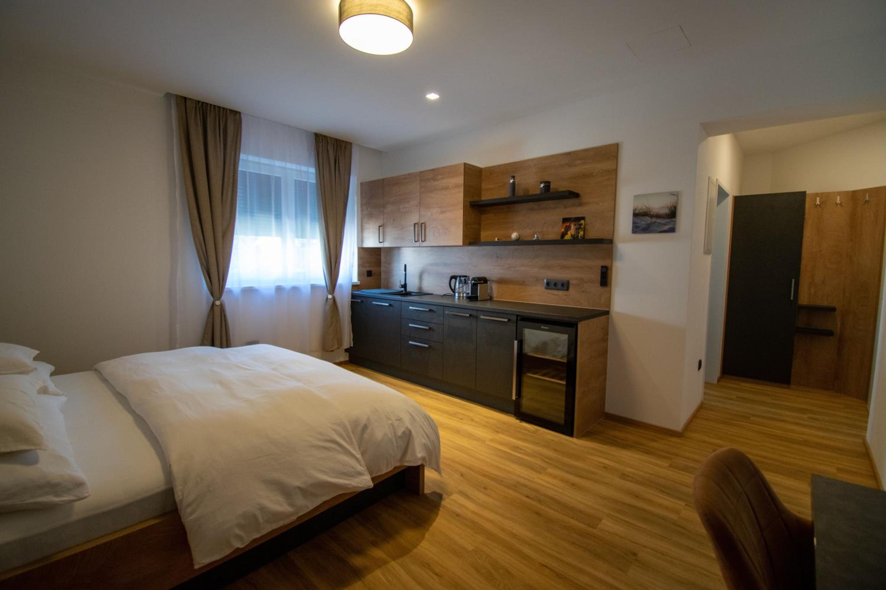 Deluxe Double Room photo 3