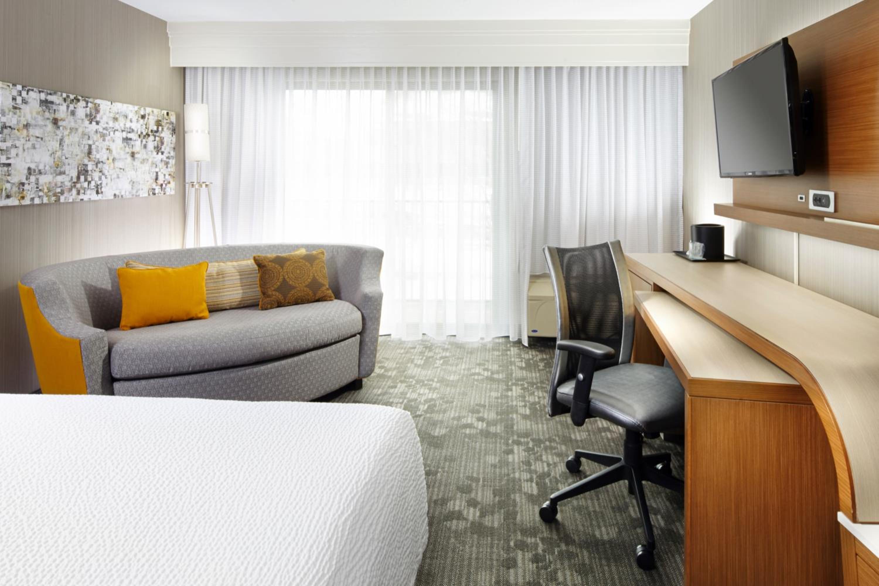 King Room with Sofa Bed