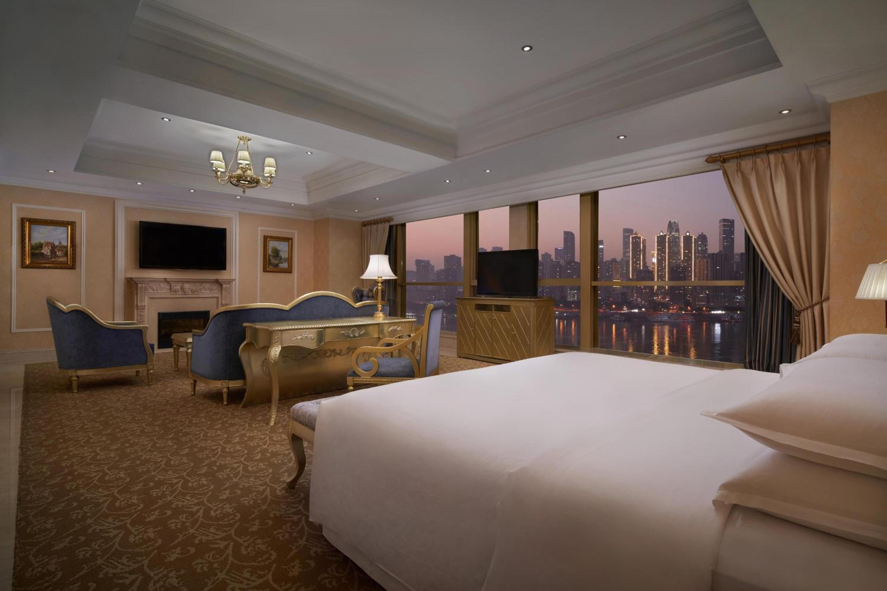 Premier Room