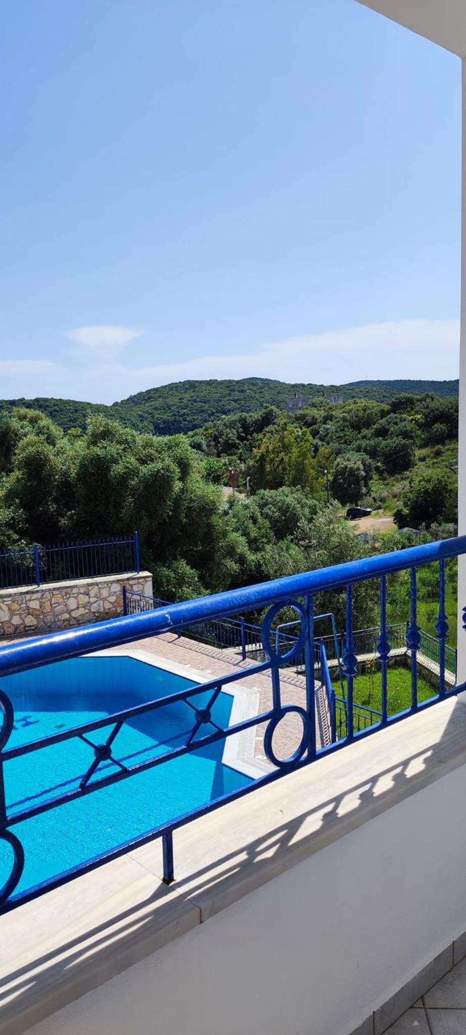 Double Room with Balcony (2 Adults + 1 Child) photo 3