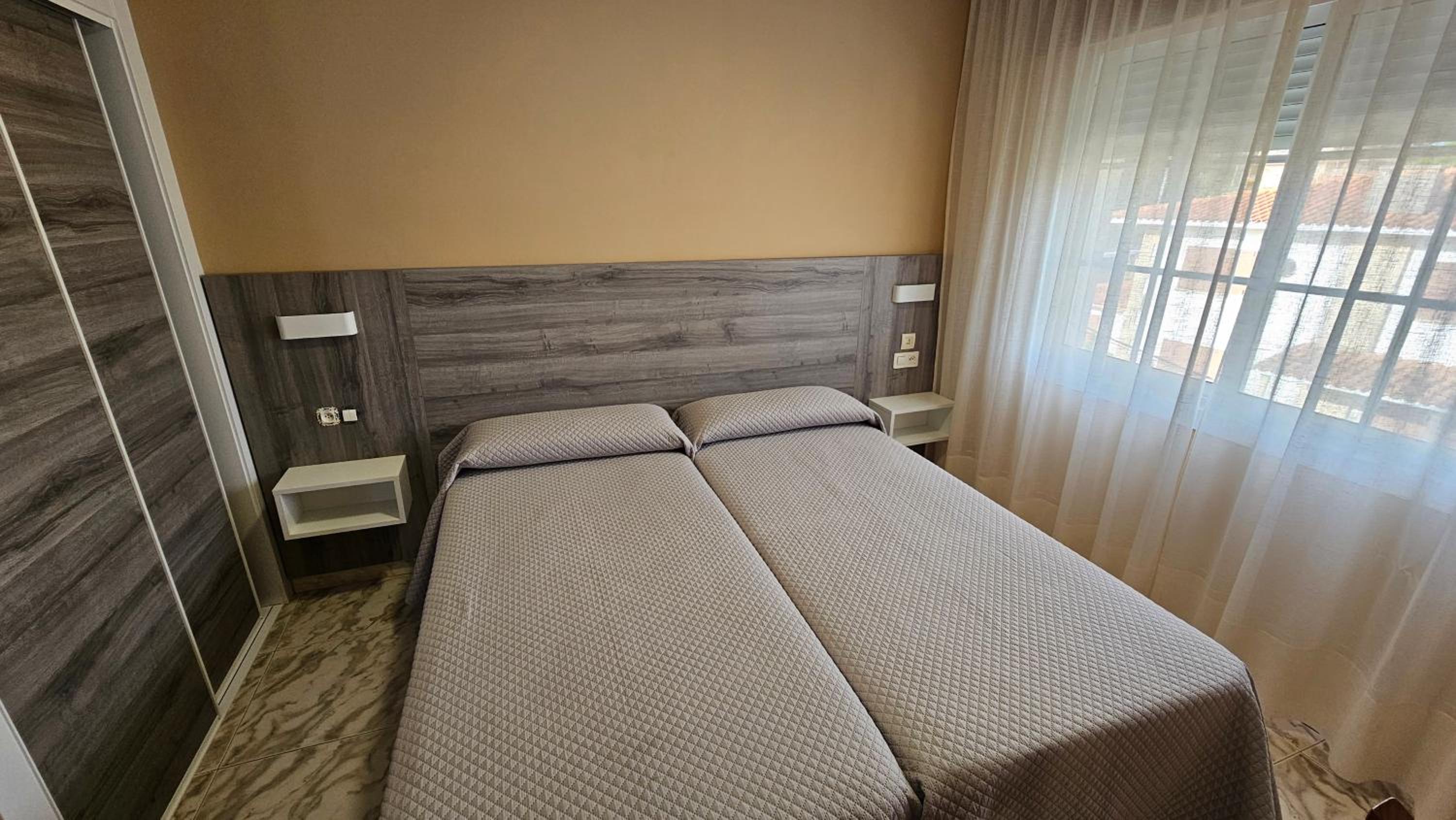 Apartamento de un dormitorio con terraza (3 adultos + 1 niño)